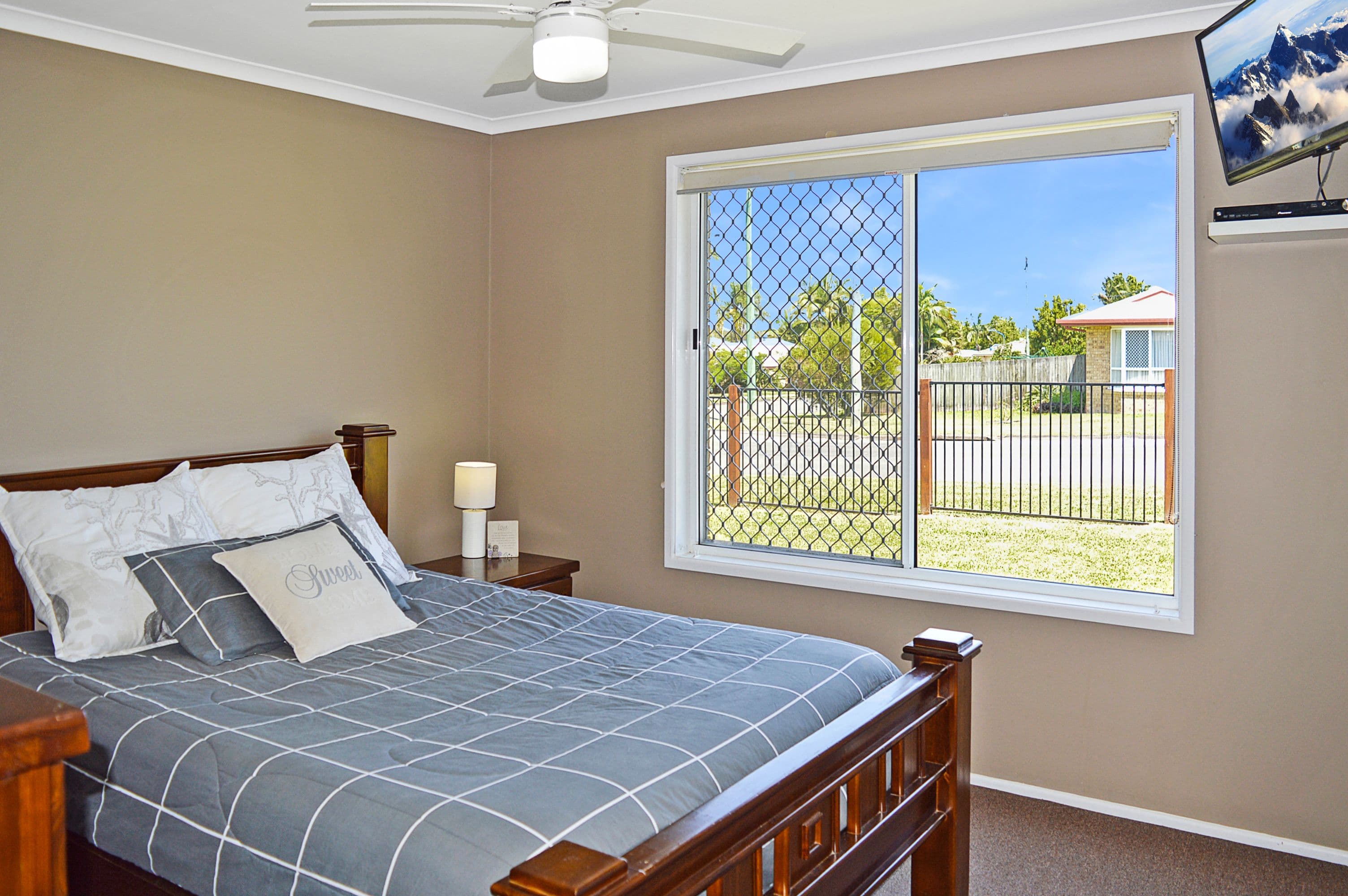 22 Chantilly Crescent, Beerwah QLD 4519, Beerwah - Thumbnail 2