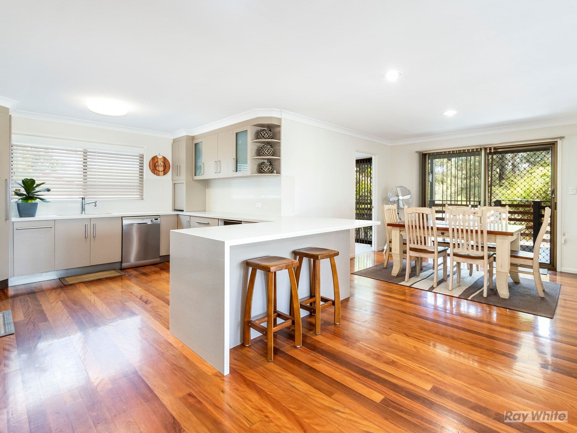 8 Marigold Place, Mount Cotton QLD 4165, Mount Cotton - Thumbnail 2
