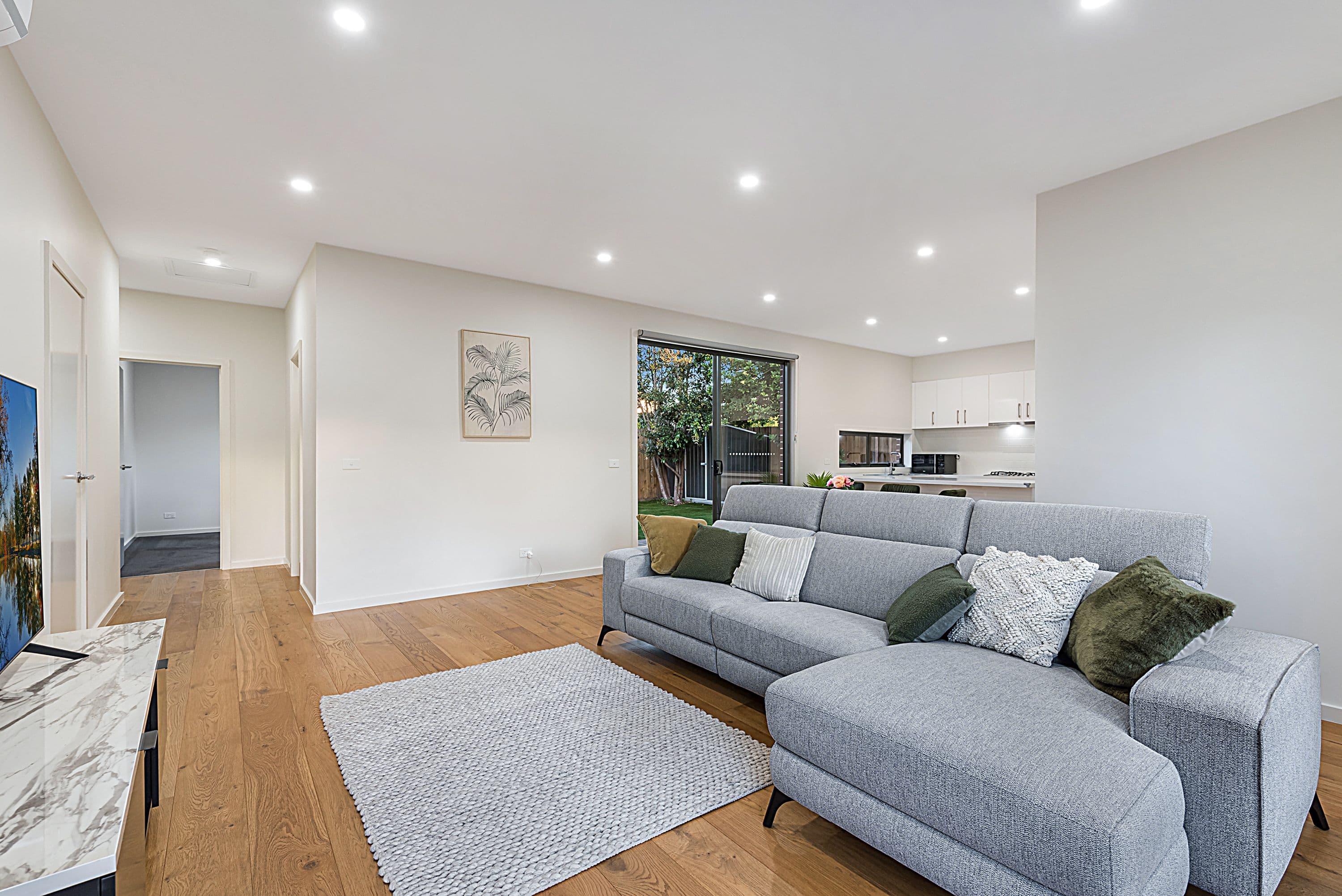 12 Sinclair Road, Bayswater VIC 3153, Bayswater - Thumbnail 4