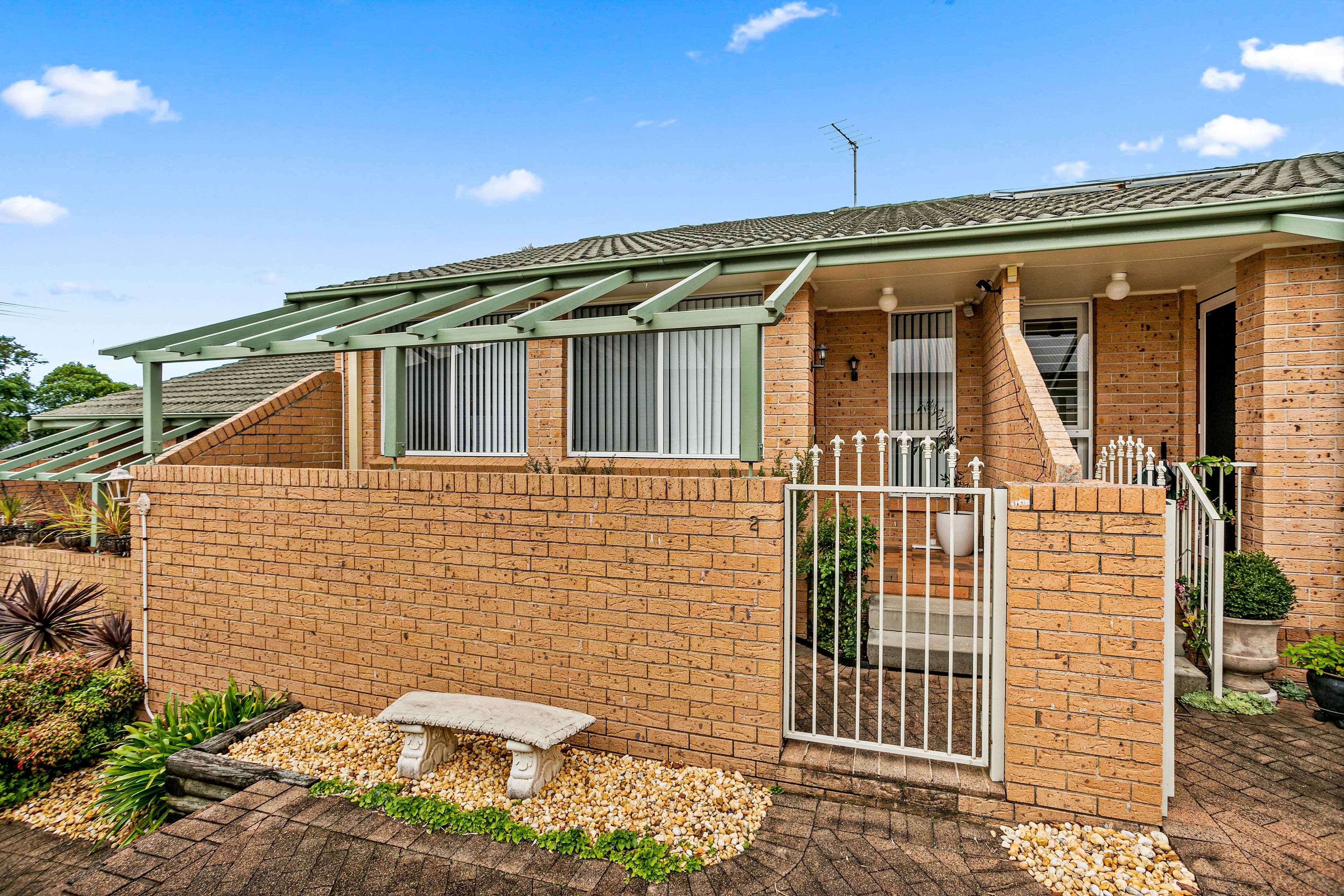 20 Stuart Street, Helensburgh NSW 2508, Helensburgh - Thumbnail 2