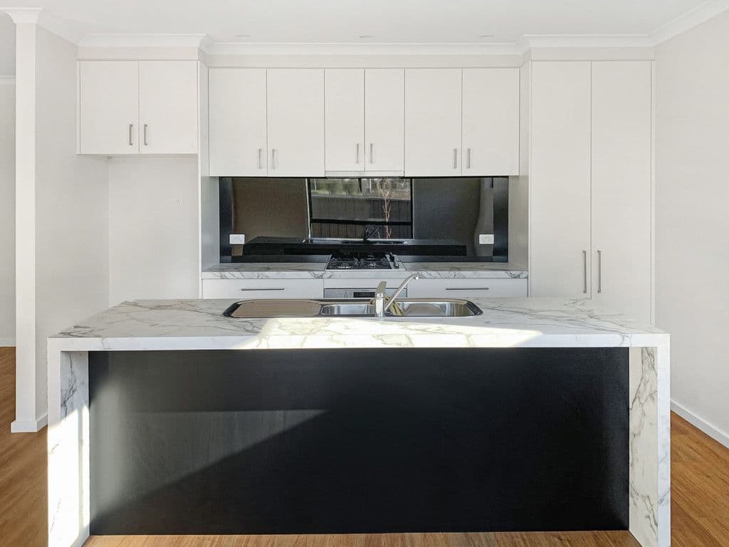 15 Tobin Street, Ararat VIC 3377, Ararat - Thumbnail 3