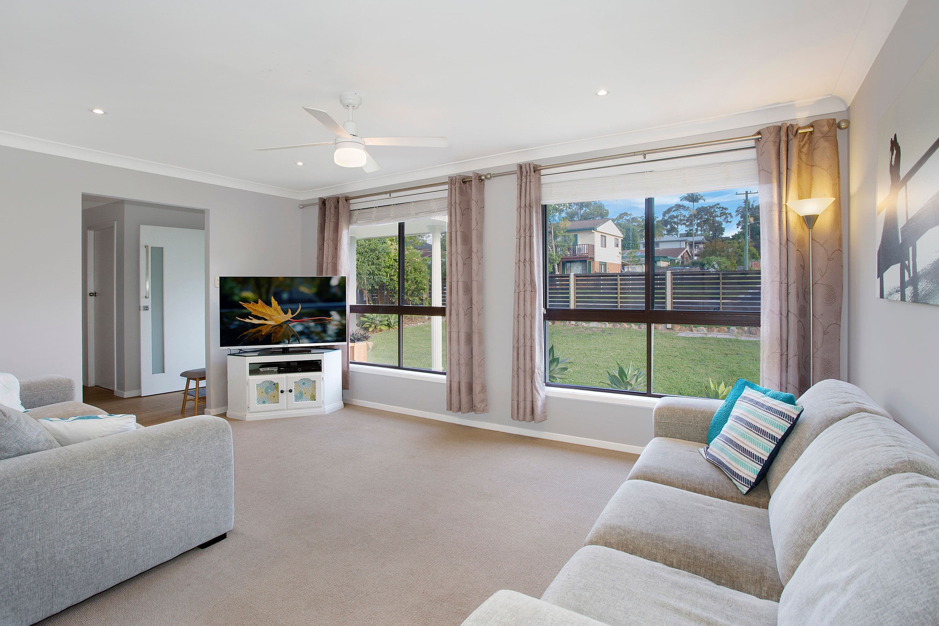 3 Gladys Avenue, Berkeley Vale - Thumbnail 4