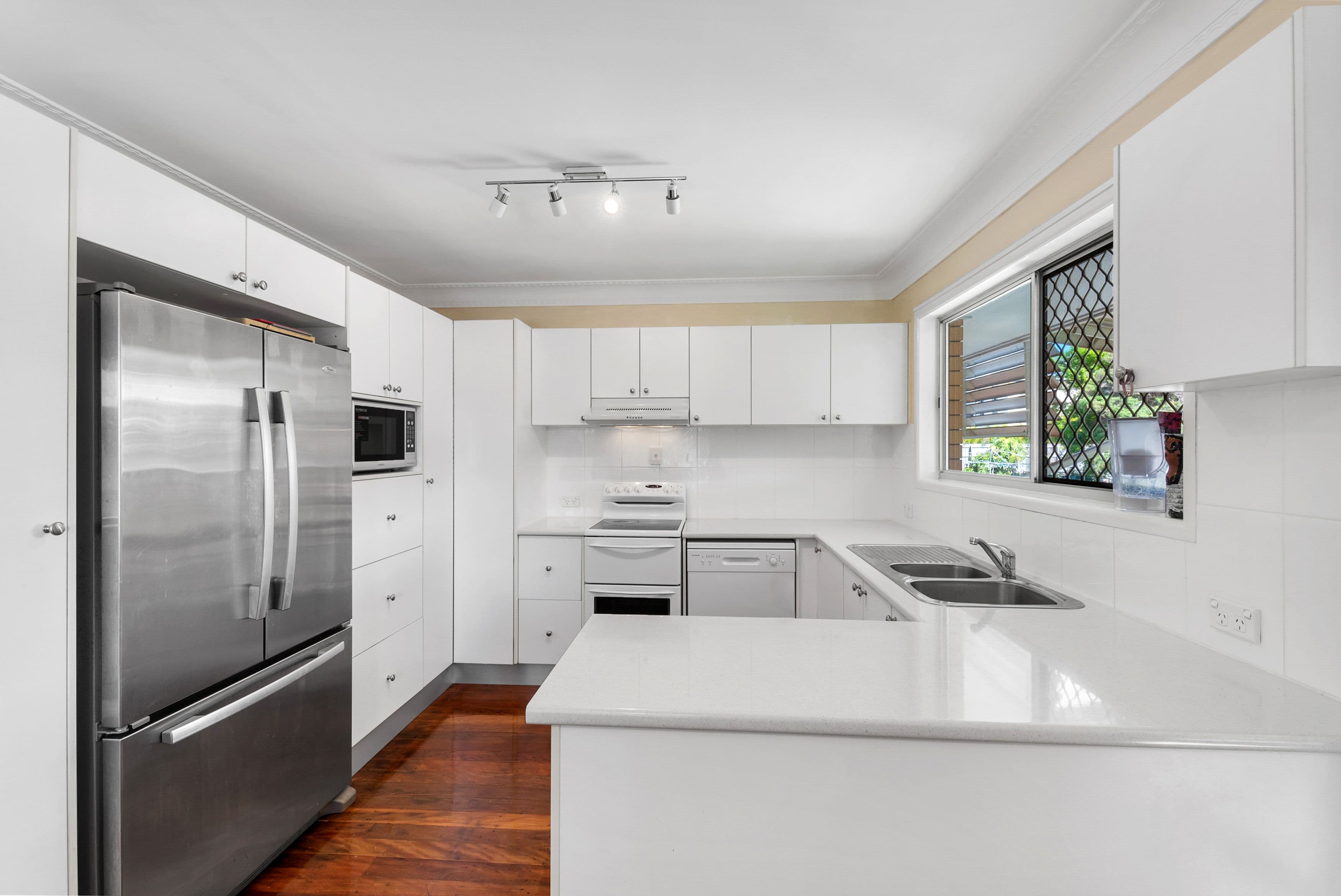 185 Maine Road, Clontarf QLD 4019, Clontarf - Thumbnail 2