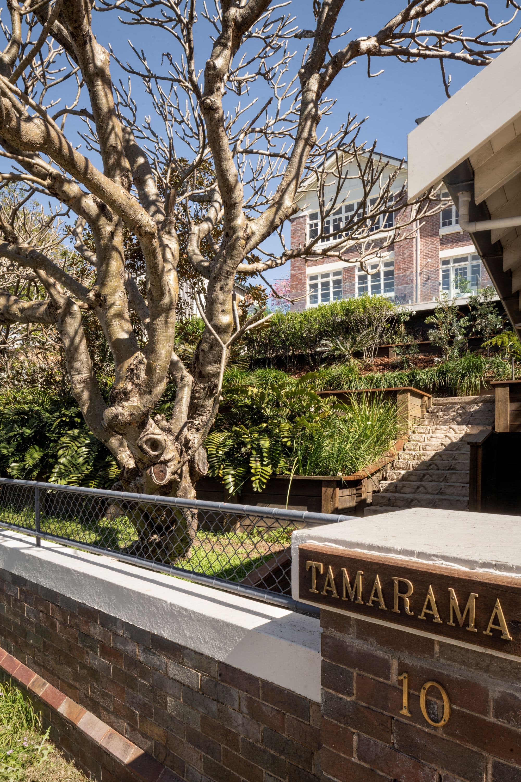 10 Crescent Road, Hamilton QLD 4007, Hamilton - Thumbnail 2