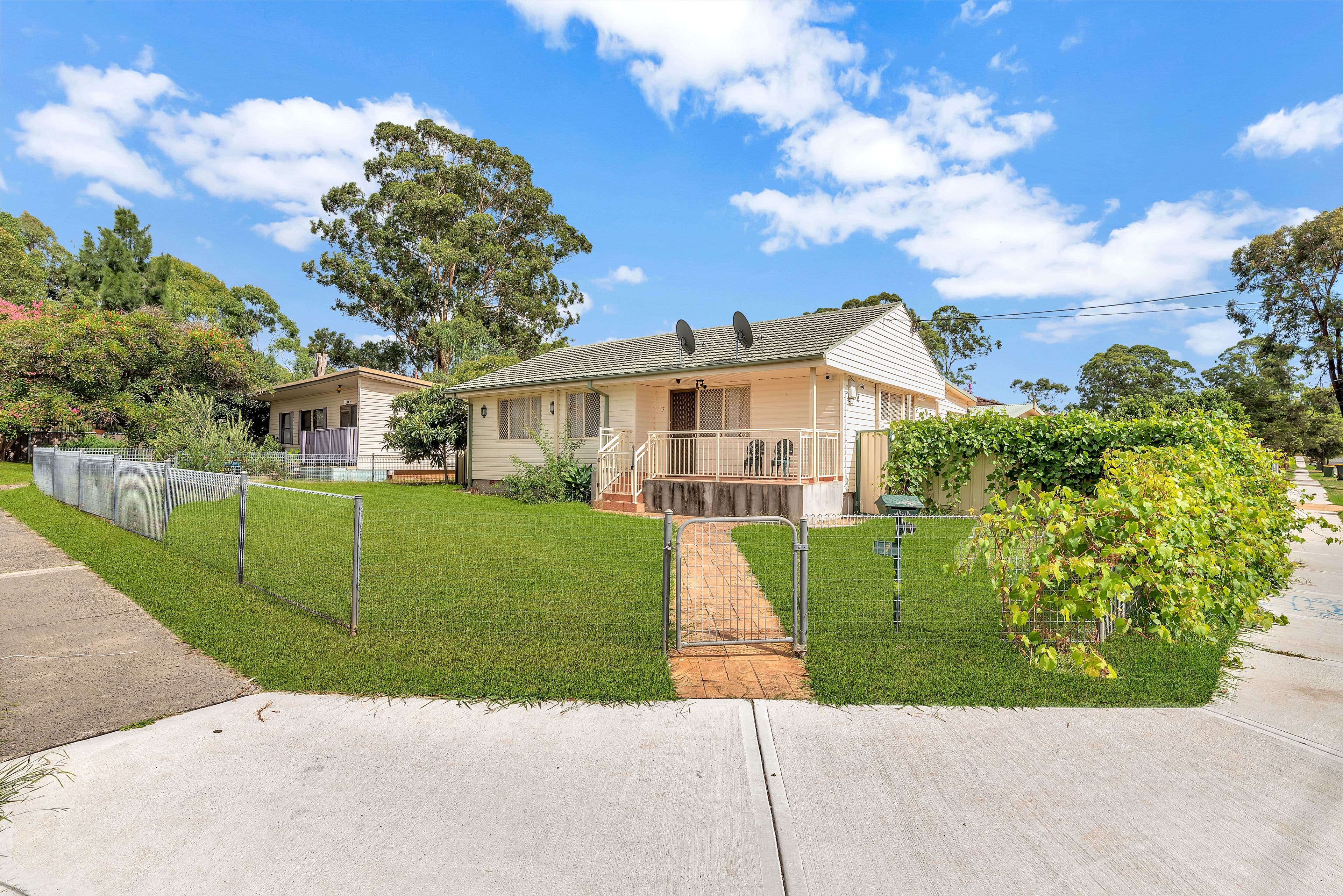 7 Shropshire Street, Miller NSW 2168, Miller - Image 1