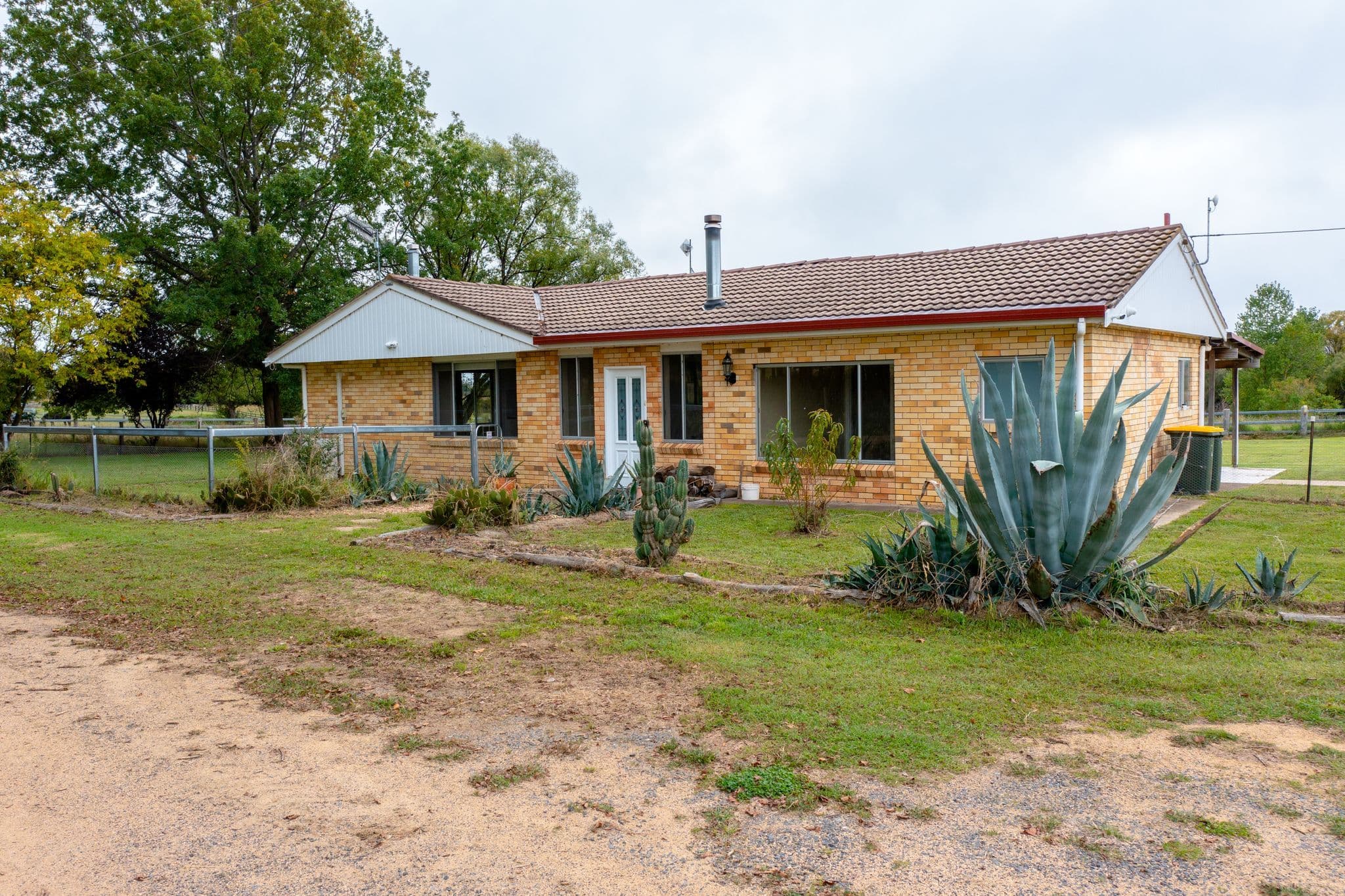 9272 New England Highway, Stonehenge NSW 2370, Stonehenge - Image 1