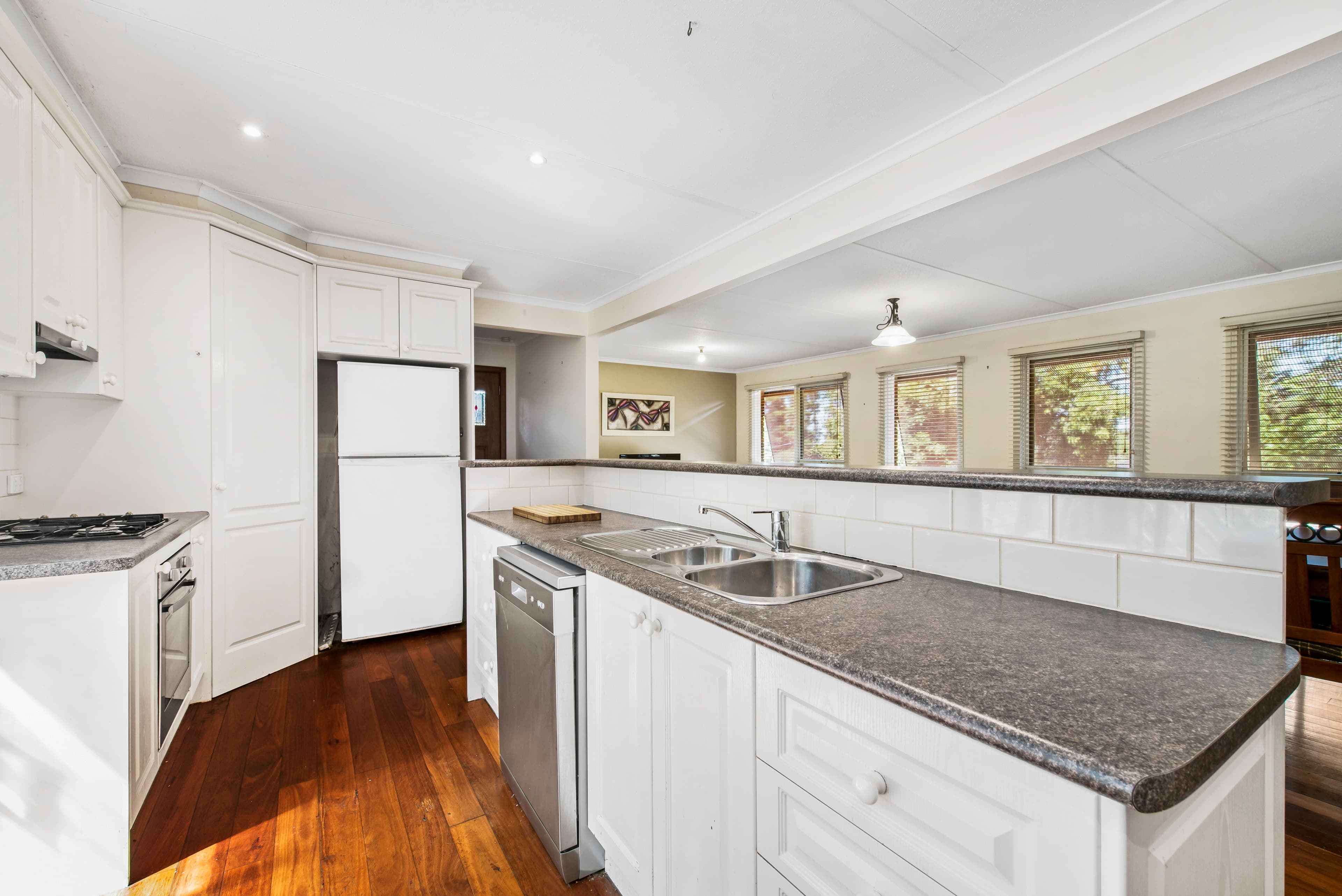 94 Daffodil Road, Boronia VIC 3155, Boronia - Thumbnail 2