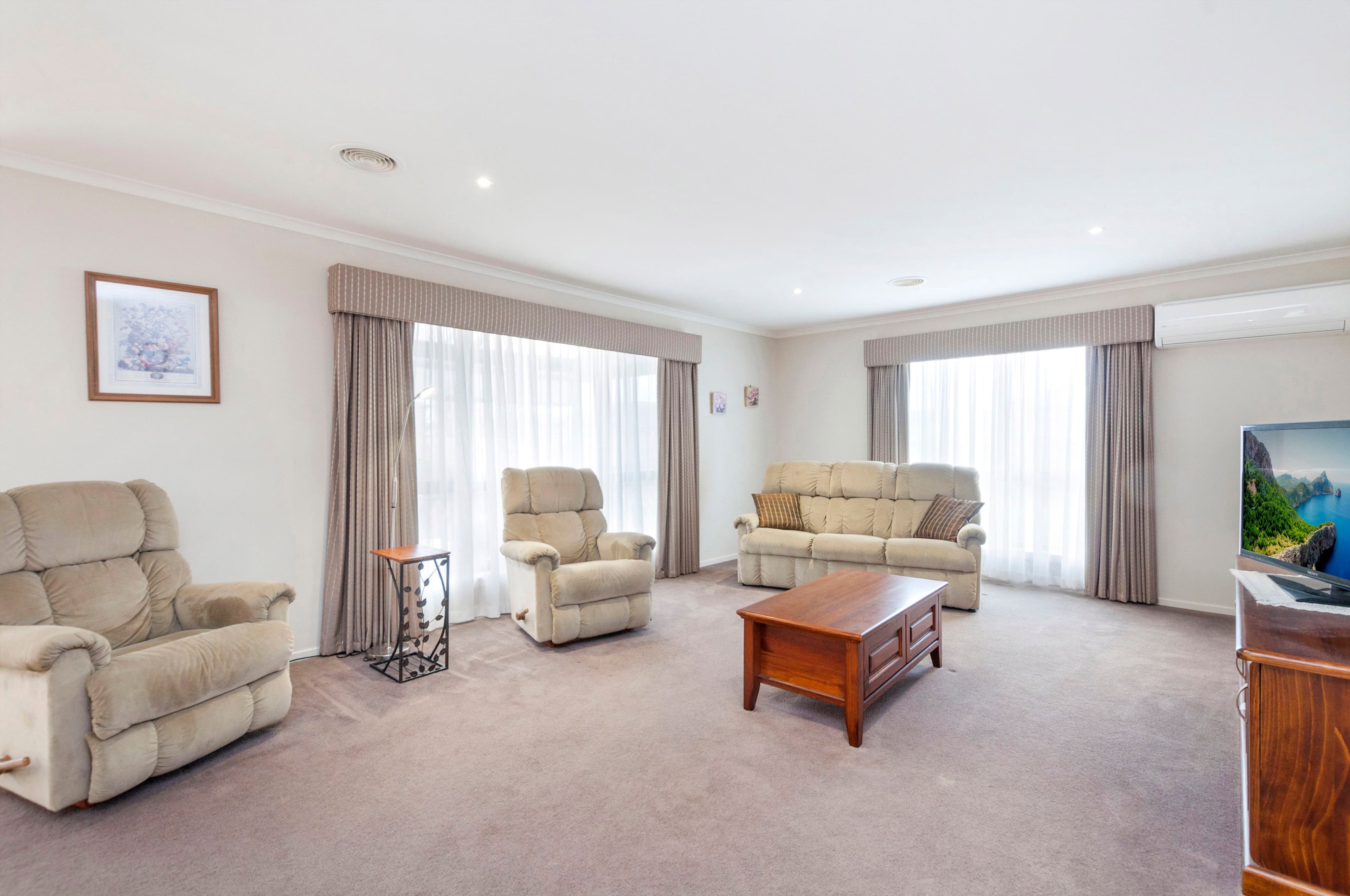 2 Booval Drive, Warrnambool VIC 3280, Warrnambool - Thumbnail 3