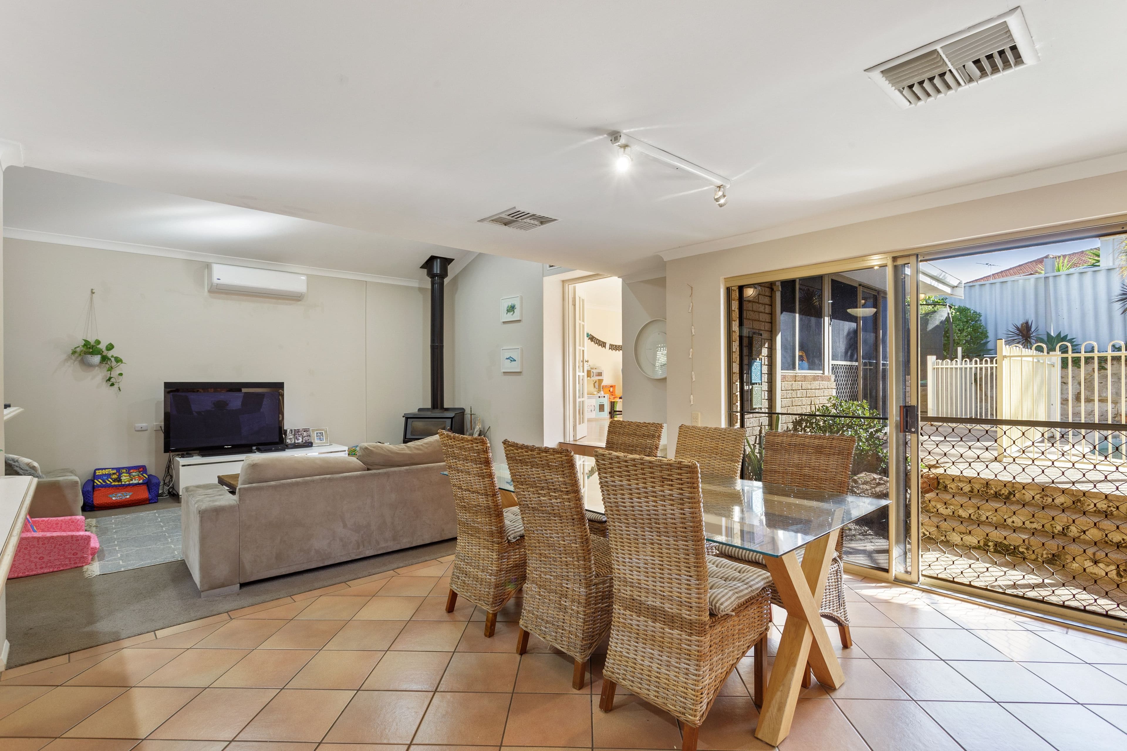 9 Albacore Drive, Sorrento WA 6020, Sorrento - Thumbnail 4