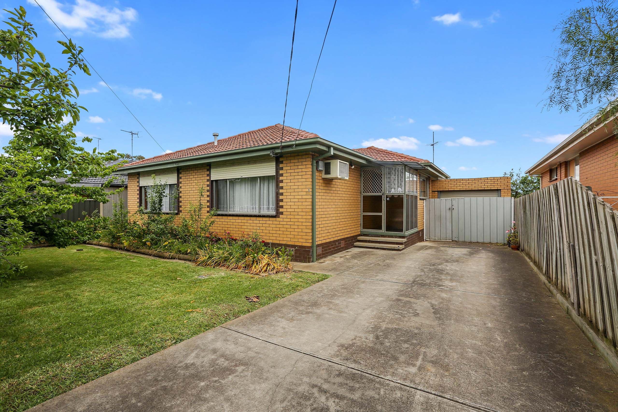 5 Holdsworth Court, Norlane VIC 3214, Norlane - Image 1