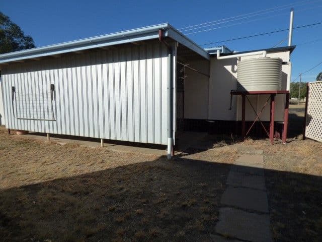 402/4 First Avenue, Burleigh Heads QLD 4220, Burleigh Heads - Thumbnail 4