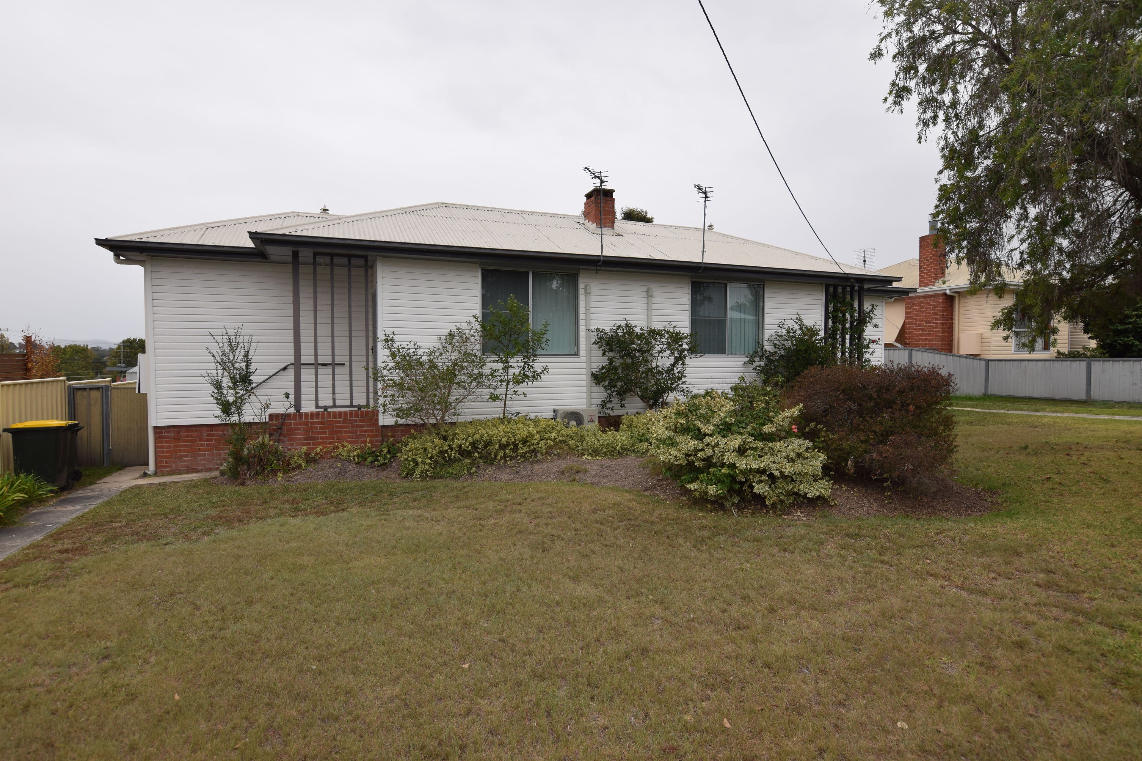 106 Douglas Street, Tenterfield NSW 2372, Tenterfield - Image 1