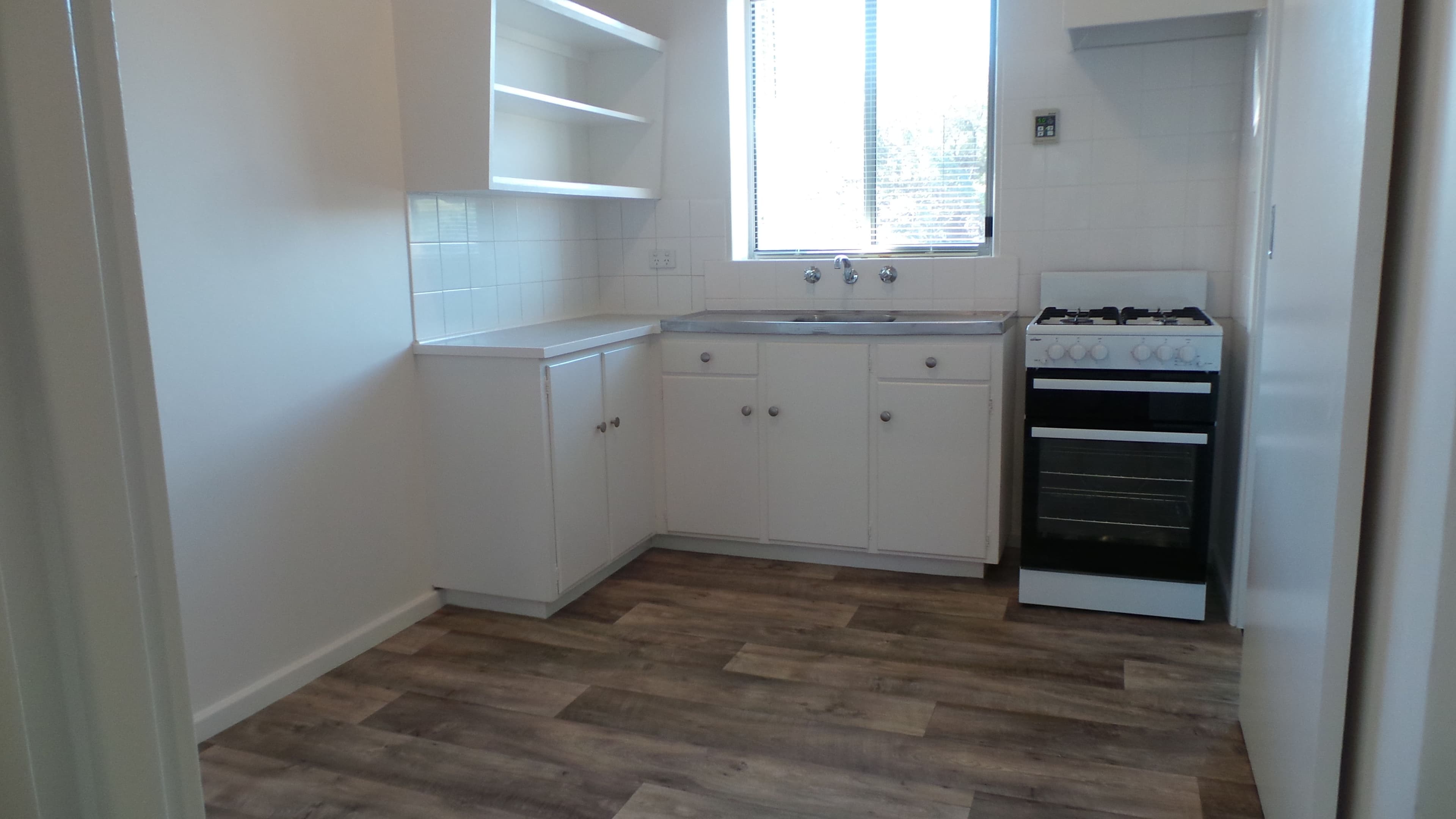 7/12 Broadway, Glenelg SA 5045, Glenelg - Thumbnail 2