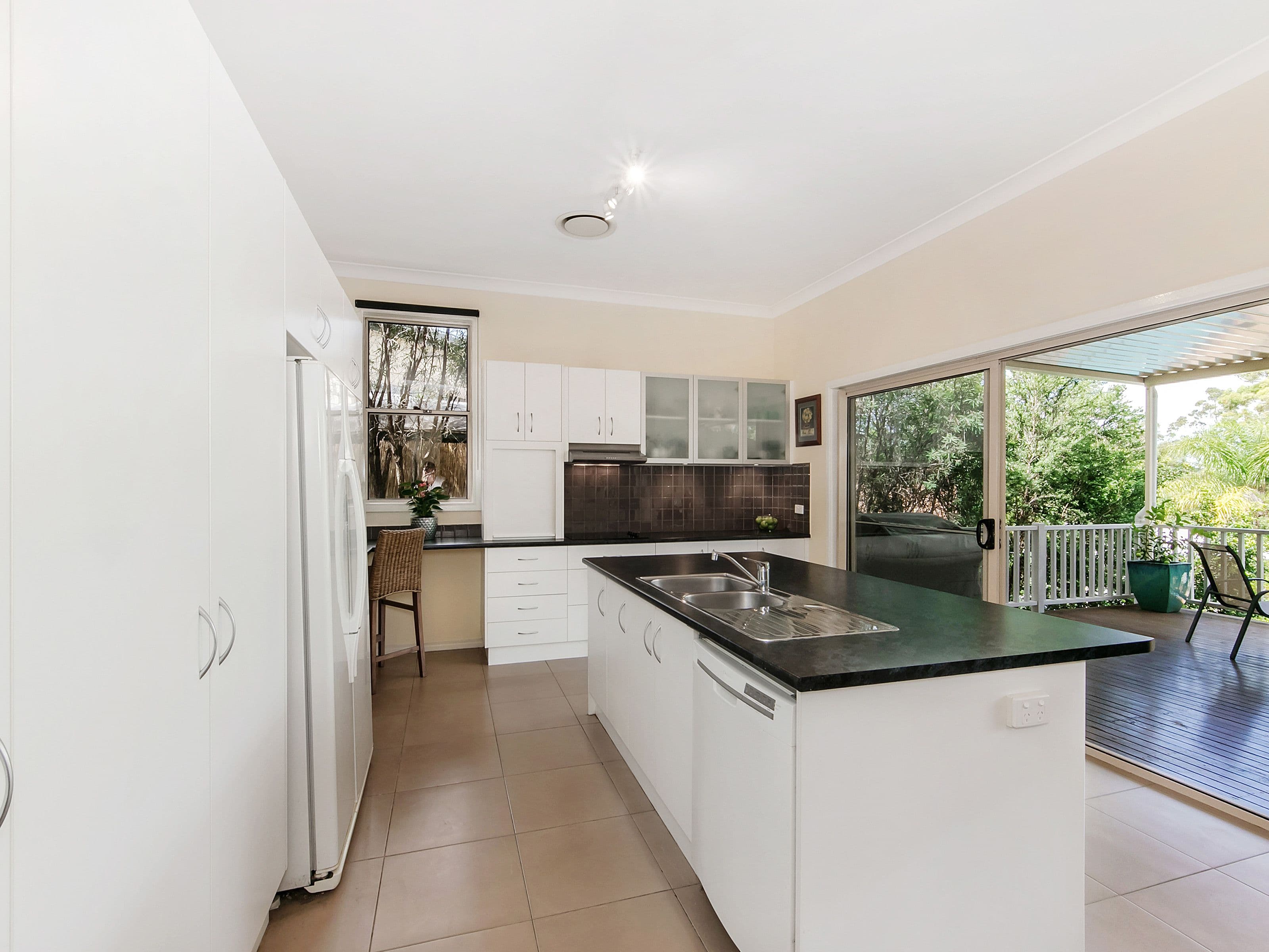 27 Federal Place, Robina QLD 4226, Robina - Thumbnail 7