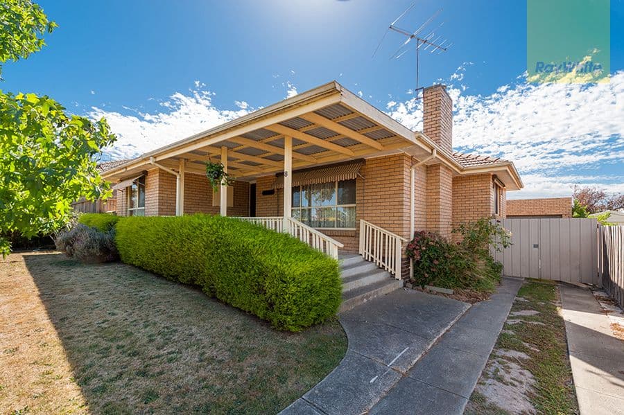8 Rayfield Avenue, Craigieburn VIC 3064, Craigieburn - Thumbnail 2