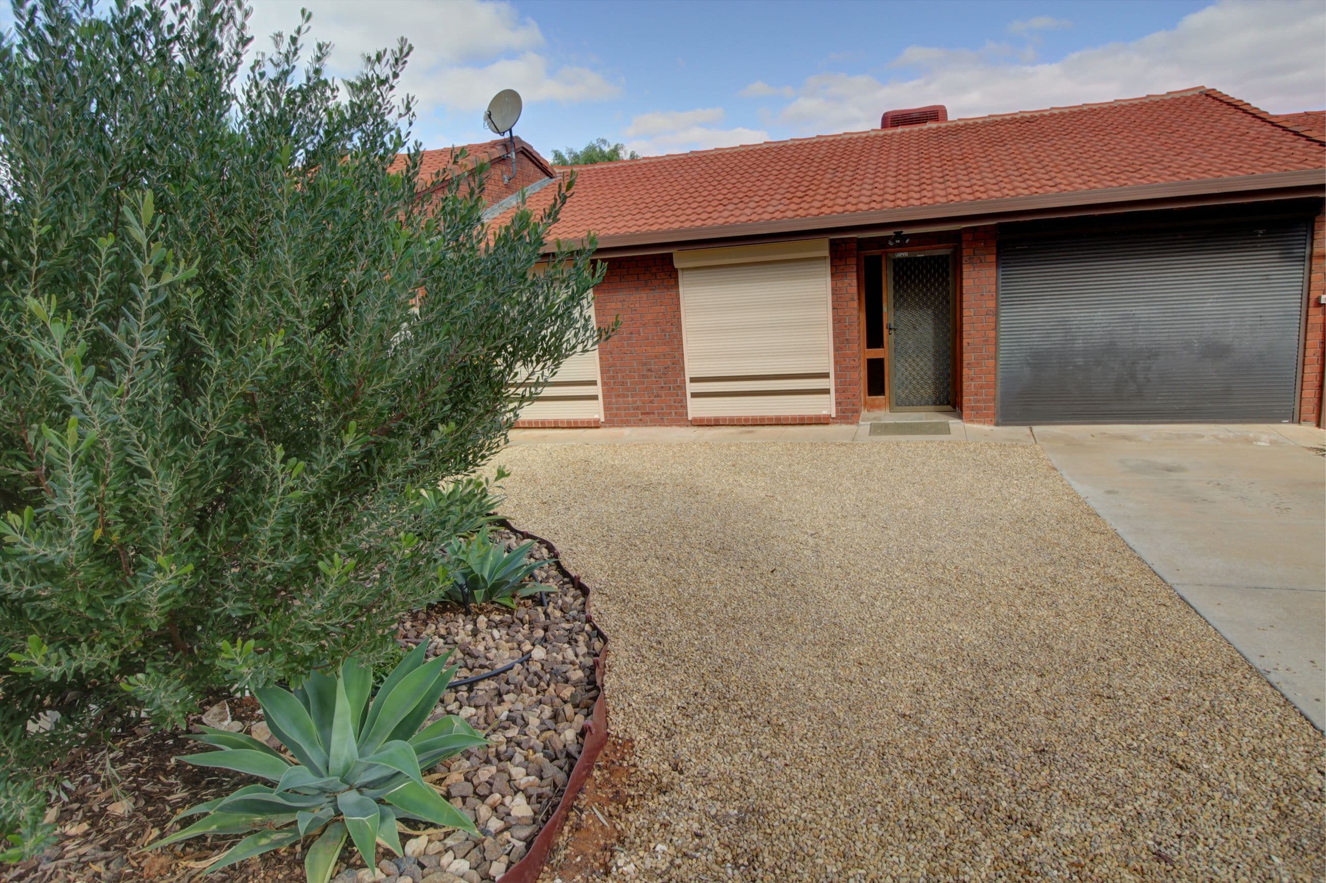 Unit 2/4 Guy Street, Berri SA 5343, Berri - Image 1