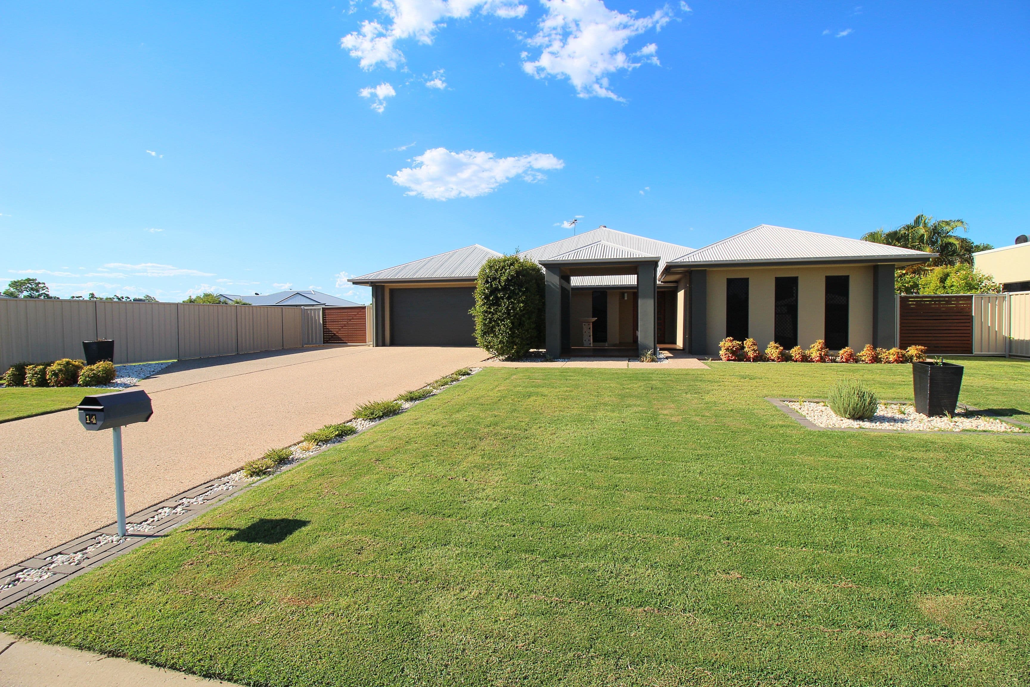 14 Carrington Place, Emerald QLD 4720, Emerald - Image 1