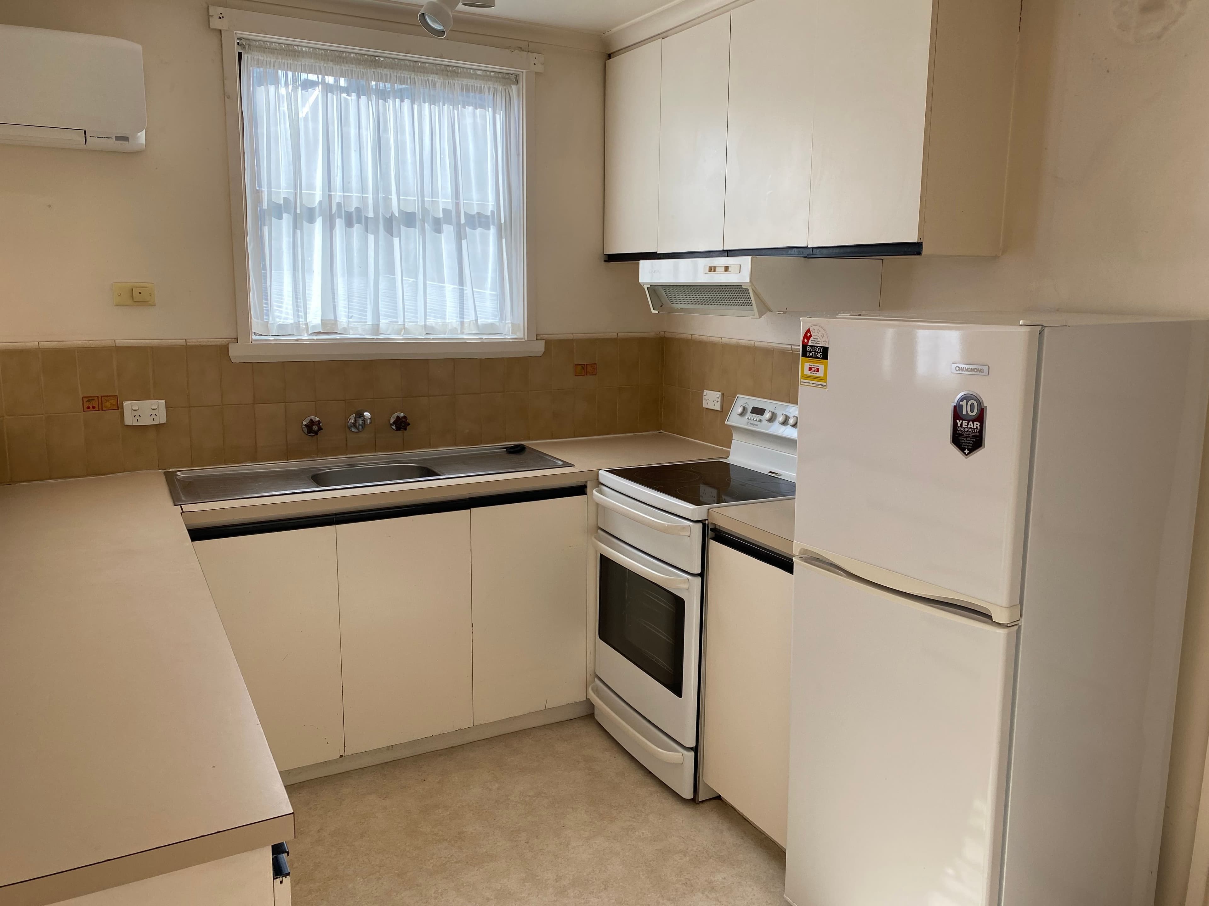 11 Yorktown Square, Launceston TAS 7250, Launceston - Thumbnail 3