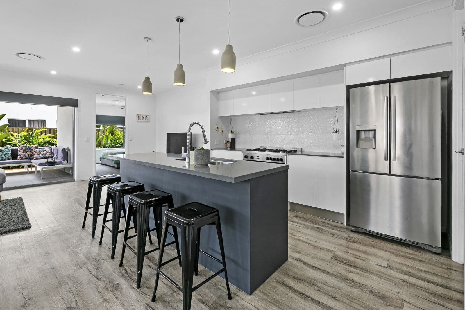 6 Jade Way, Helensvale QLD 4212, Helensvale - Thumbnail 3