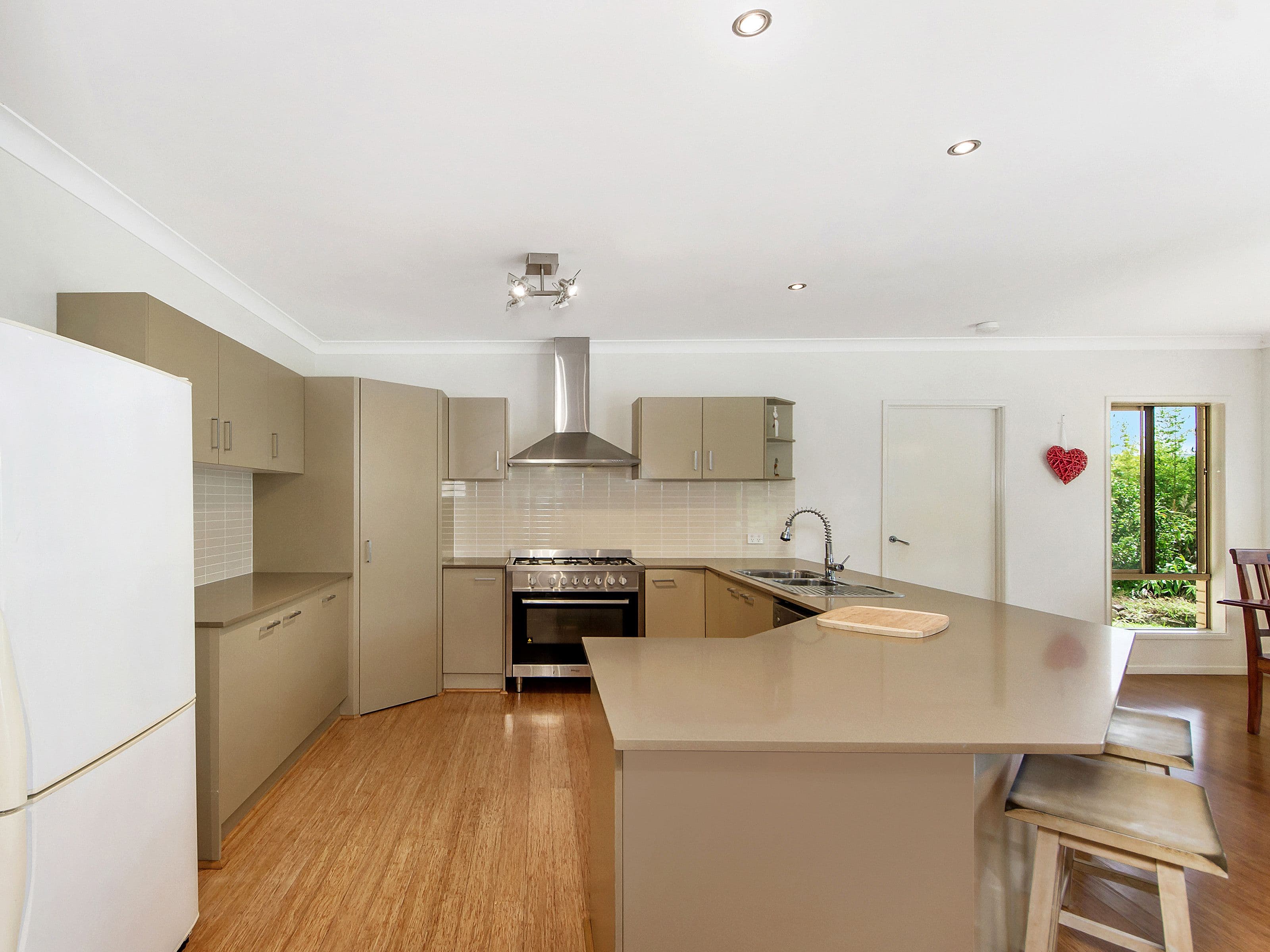 42 Ginger Rogers Road, Maudsland QLD 4210, Maudsland - Thumbnail 3