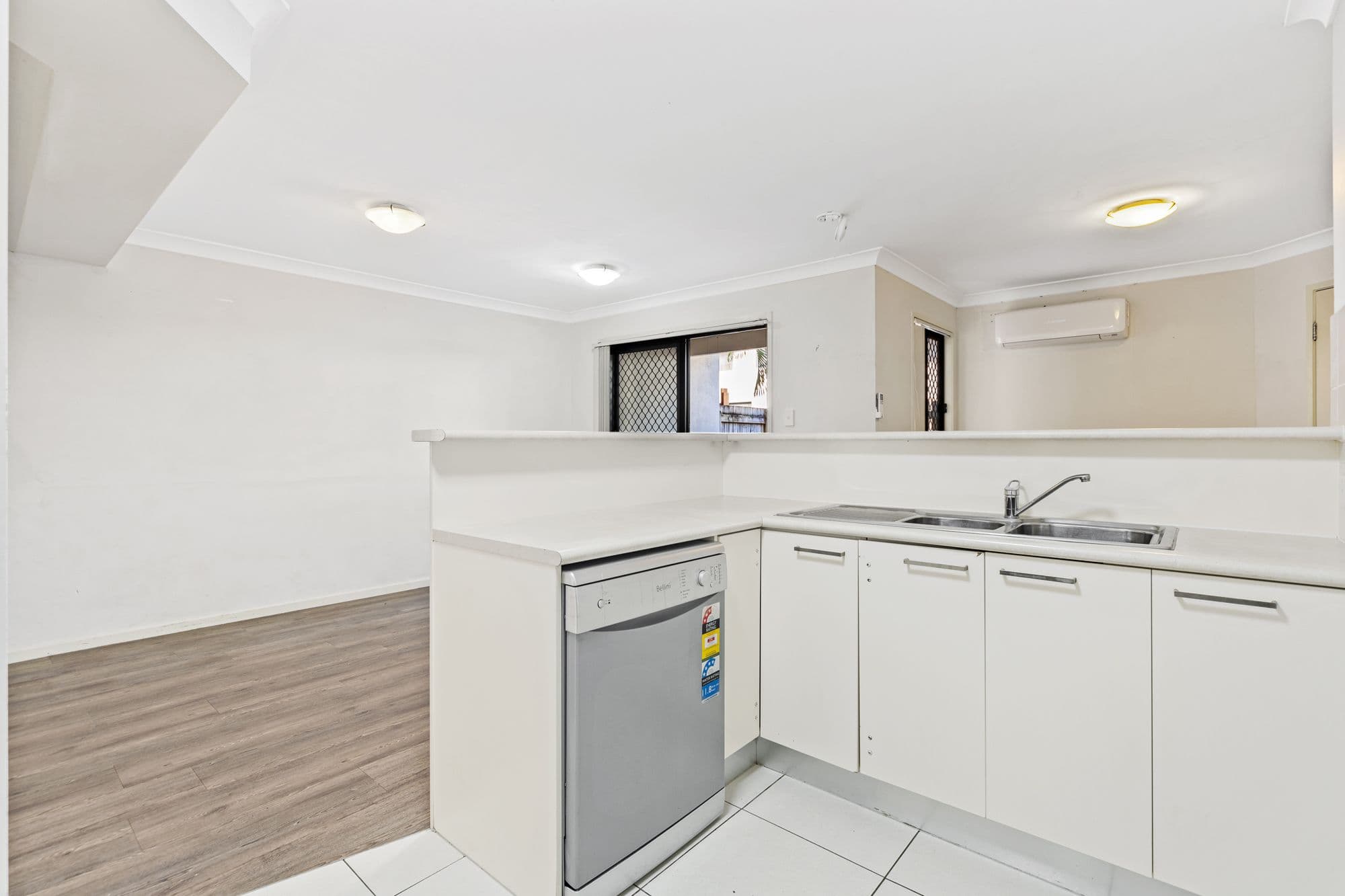 30-42 Fleet Drive, Kippa-Ring QLD 4021, Kippa-Ring - Thumbnail 6
