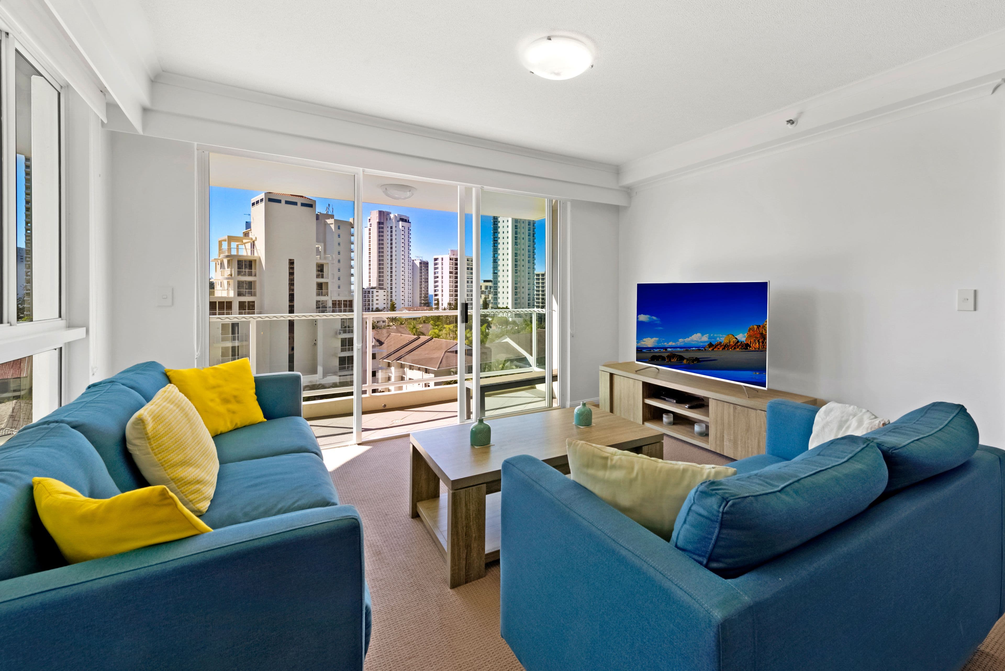 15 Breaker Street, Main Beach QLD 4217, Main Beach - Thumbnail 5