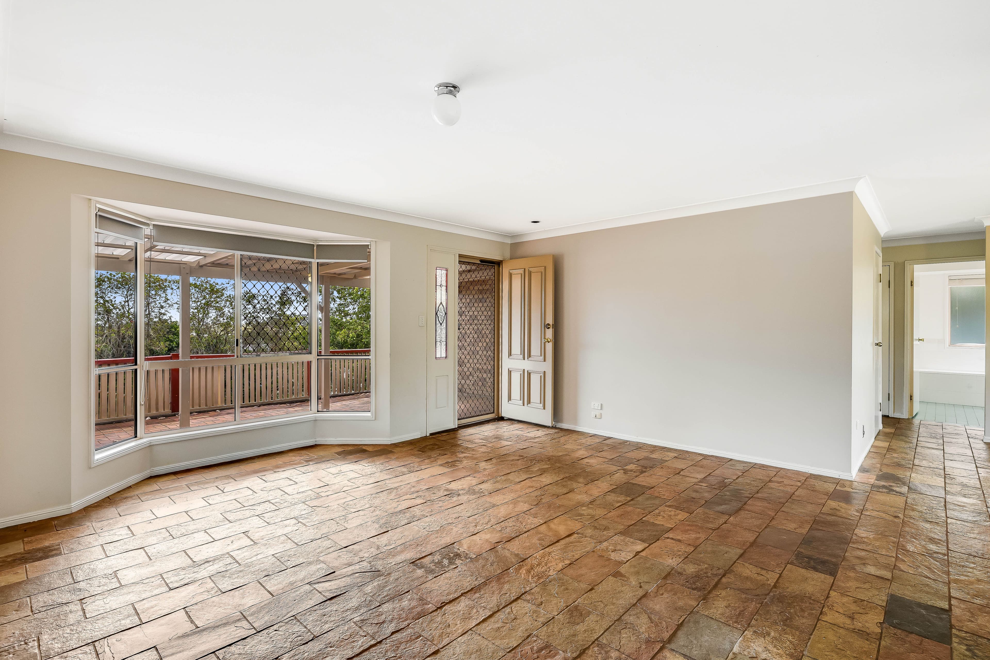 10 Dylan Court, Darling Heights QLD 4350, Darling Heights - Thumbnail 2