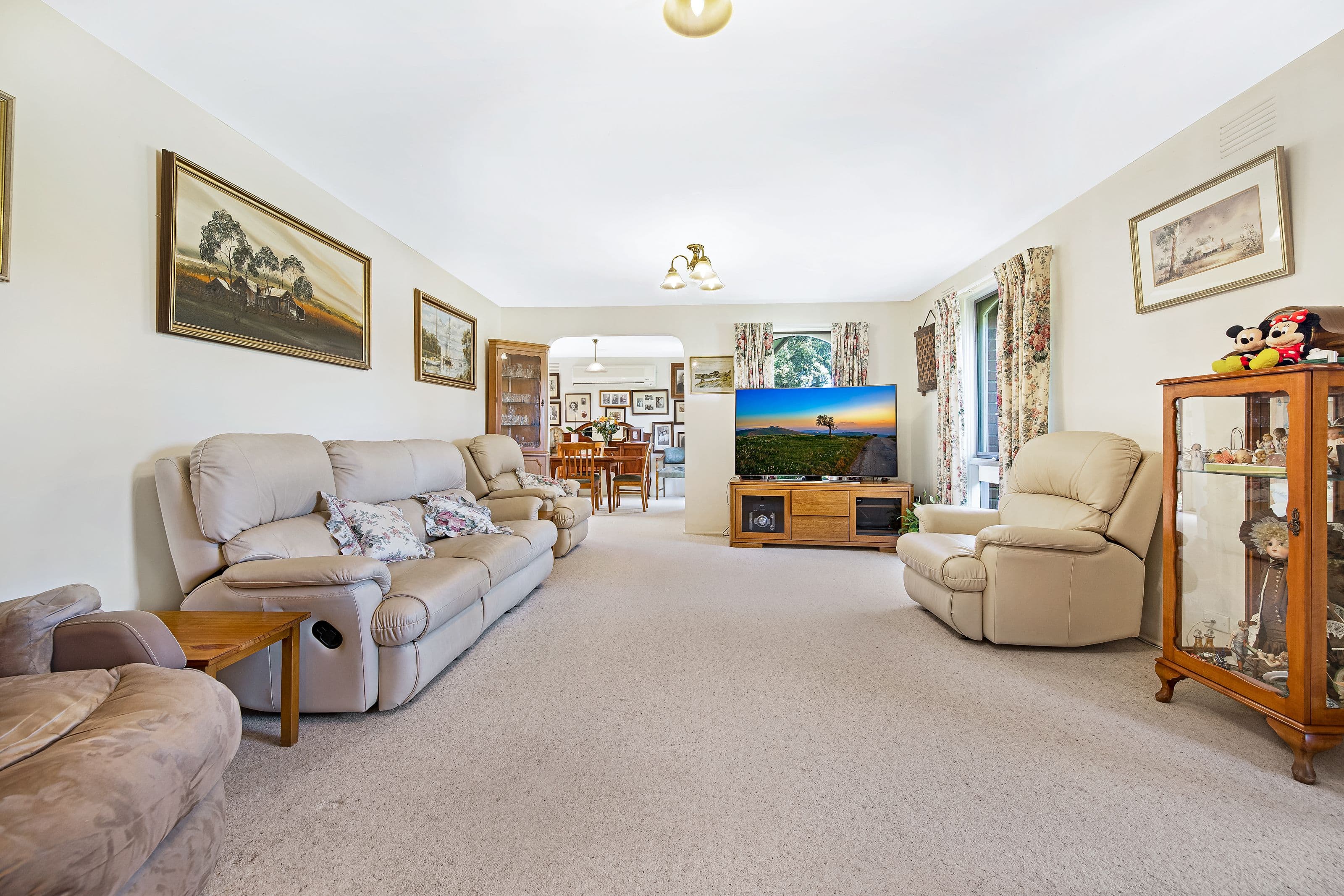 19 Lennox Avenue, Glen Waverley VIC 3150, Glen Waverley - Thumbnail 3