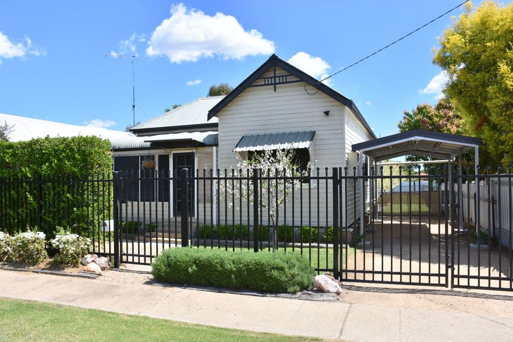 307 Warialda Street, Moree - Thumbnail 2