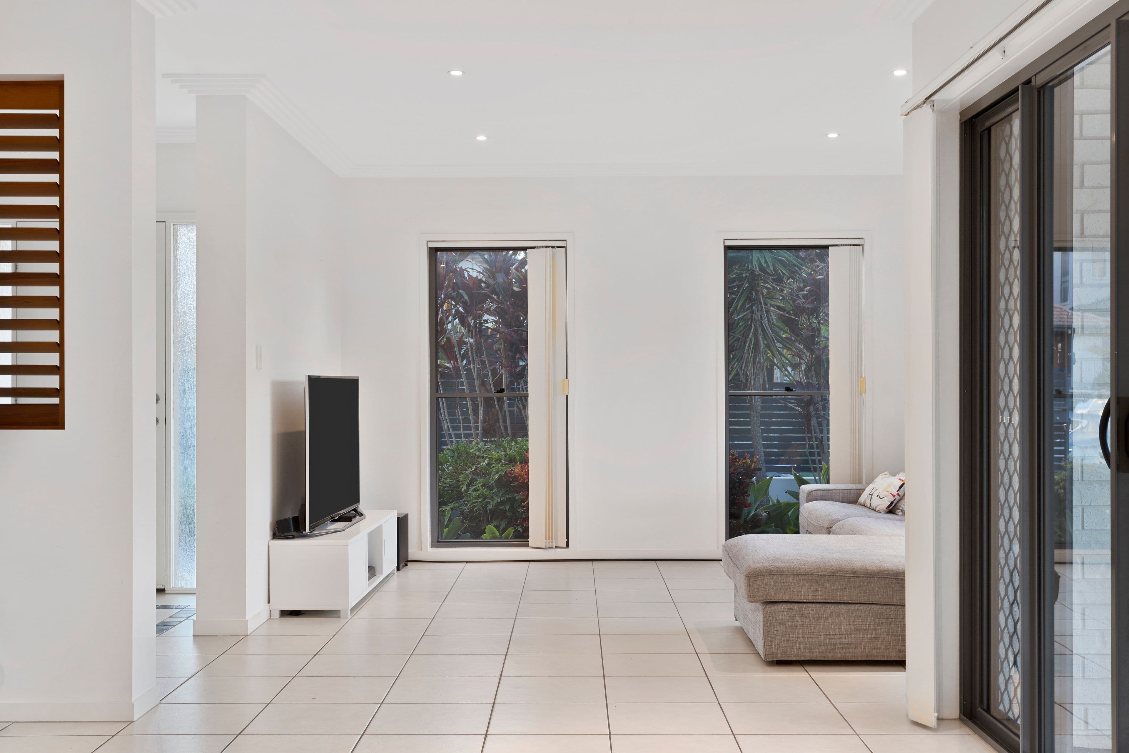 16 Royal Links Drive, Robina QLD 4226, Robina - Thumbnail 3