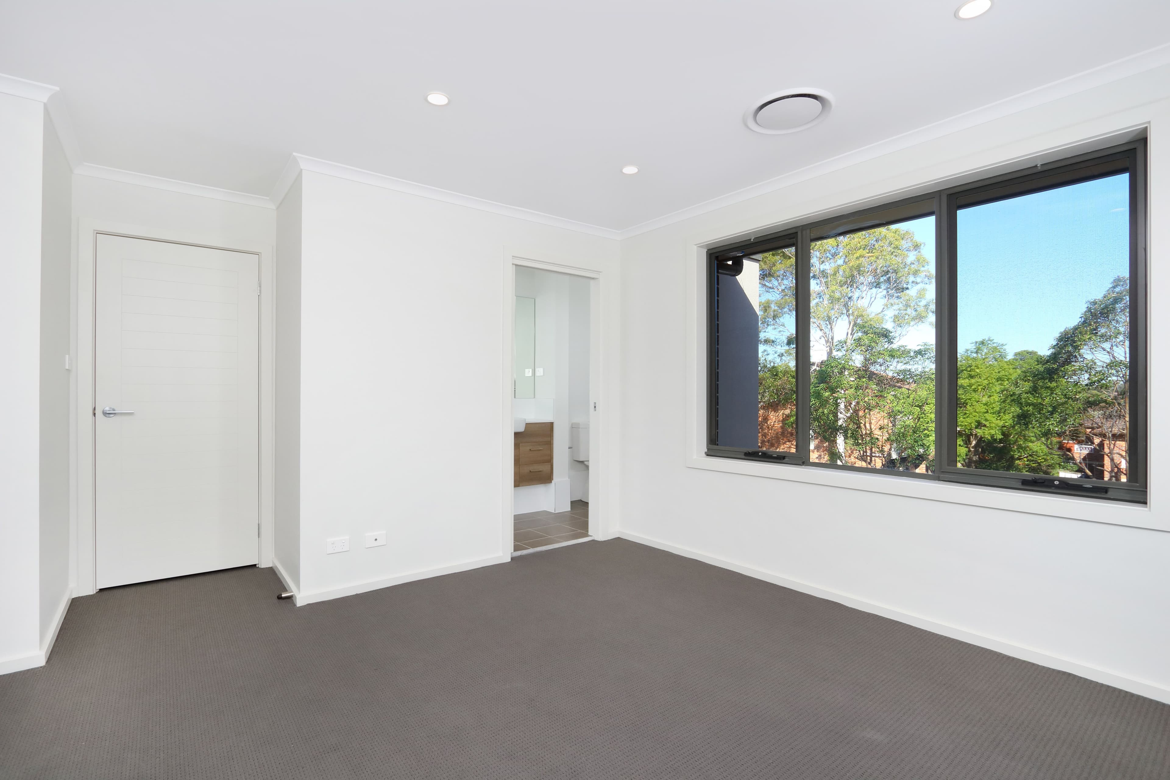 2/39 Wonoona Parade, Oatley NSW 2223, Oatley - Thumbnail 5
