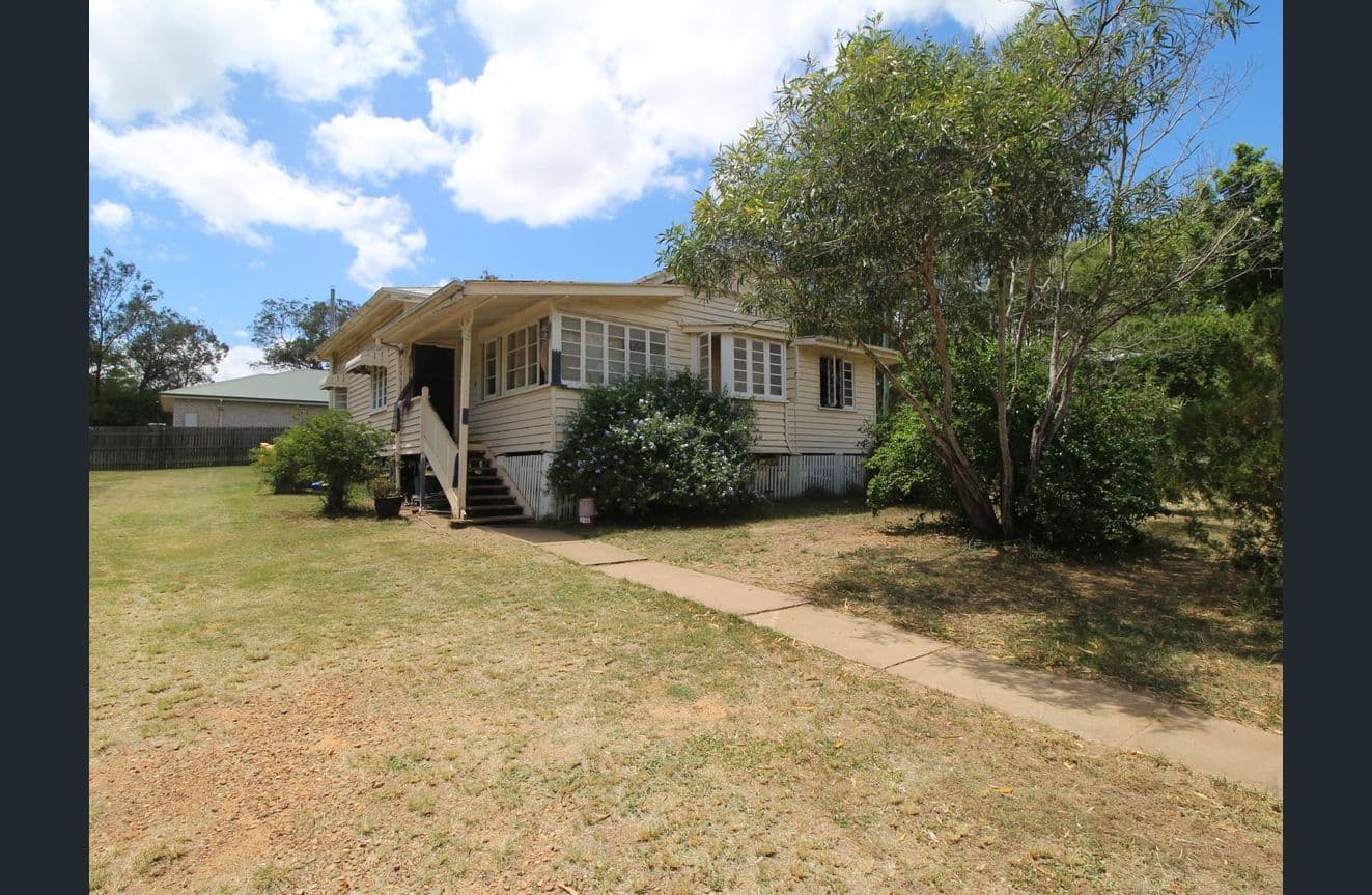 80 Middle Street, Esk QLD 4312, Esk - Image 1