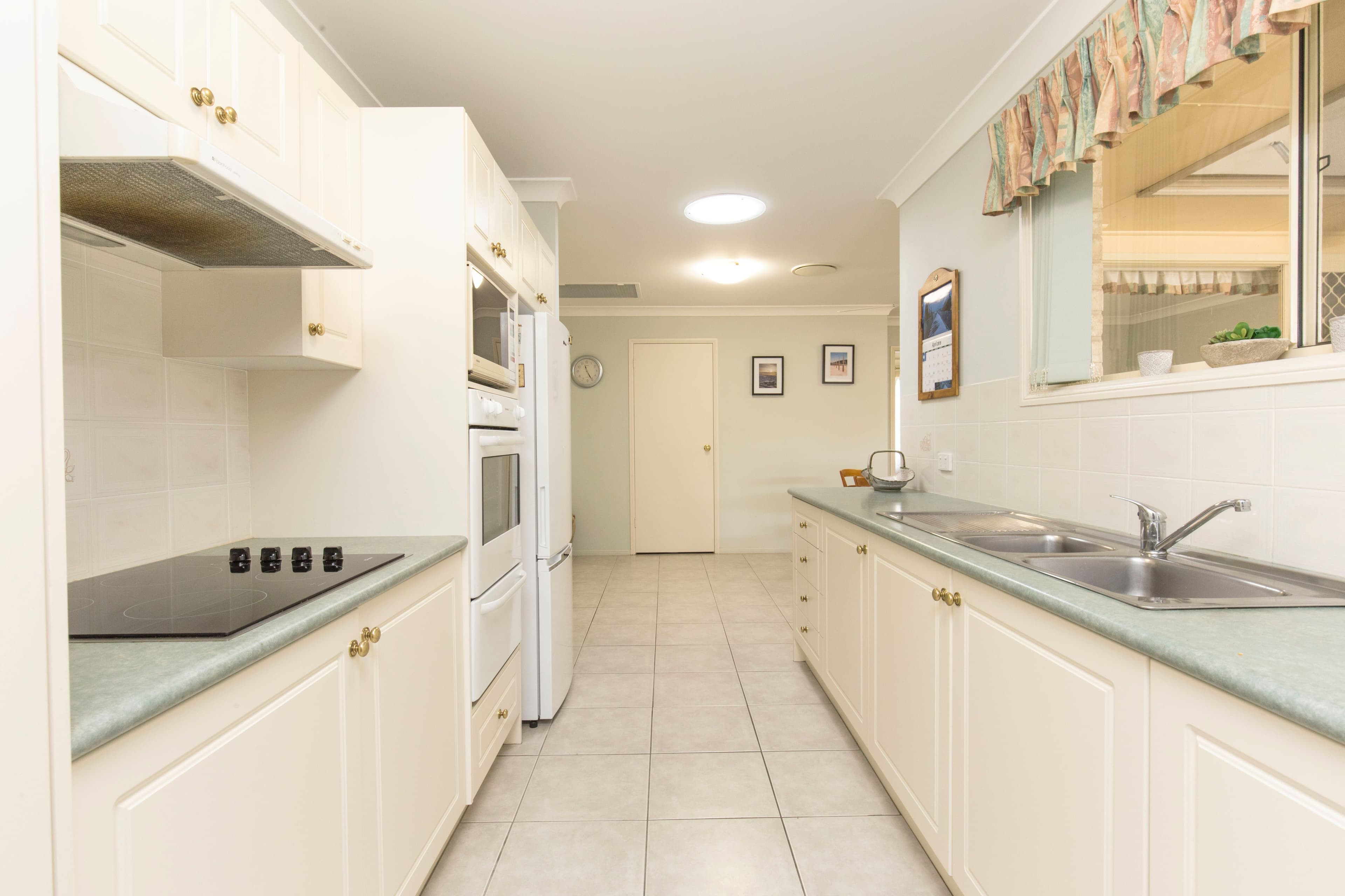 4 Holbert Close, Tea Gardens - Thumbnail 4