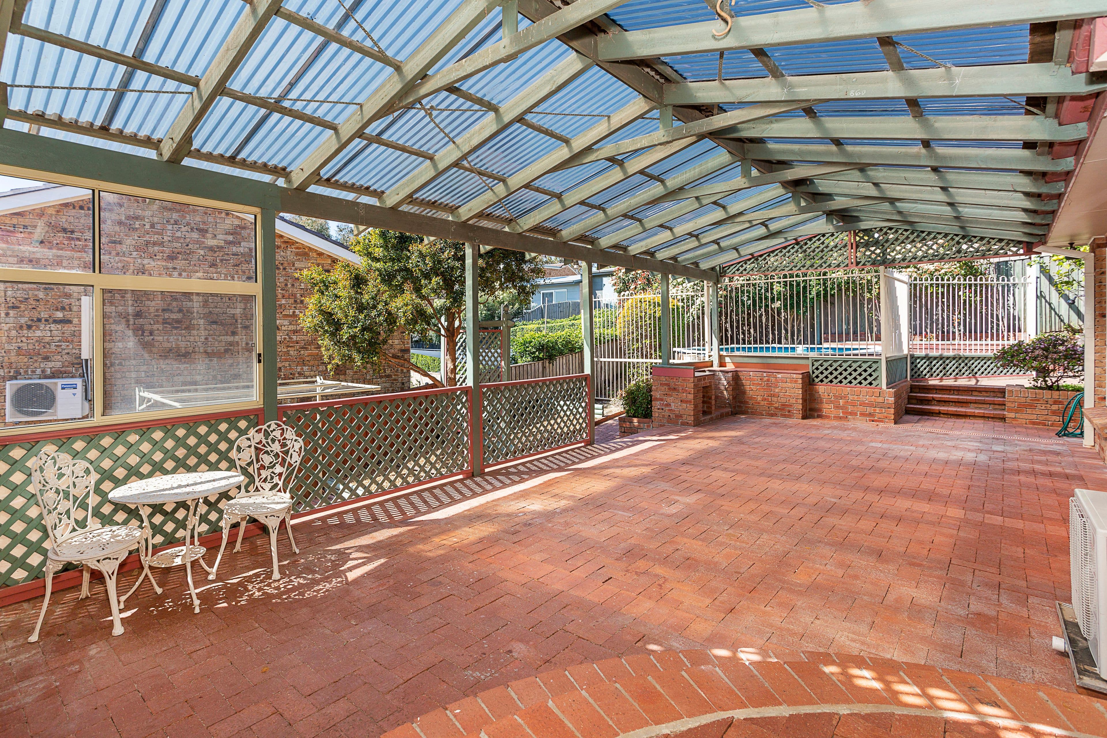 37 Barton Drive, Kiama Downs - Thumbnail 2