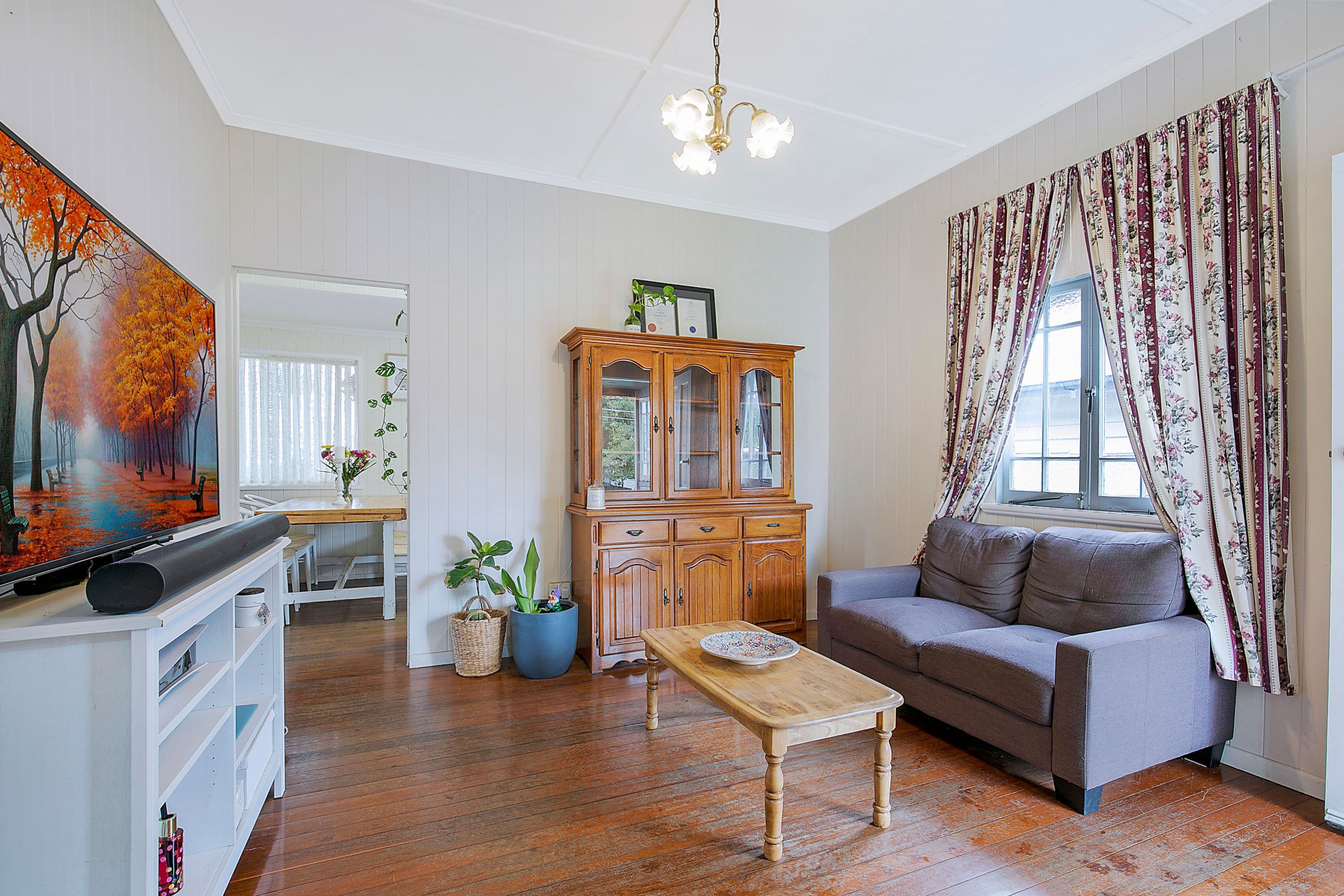 33 Stella Street, Holland Park QLD 4121, Holland Park - Thumbnail 2
