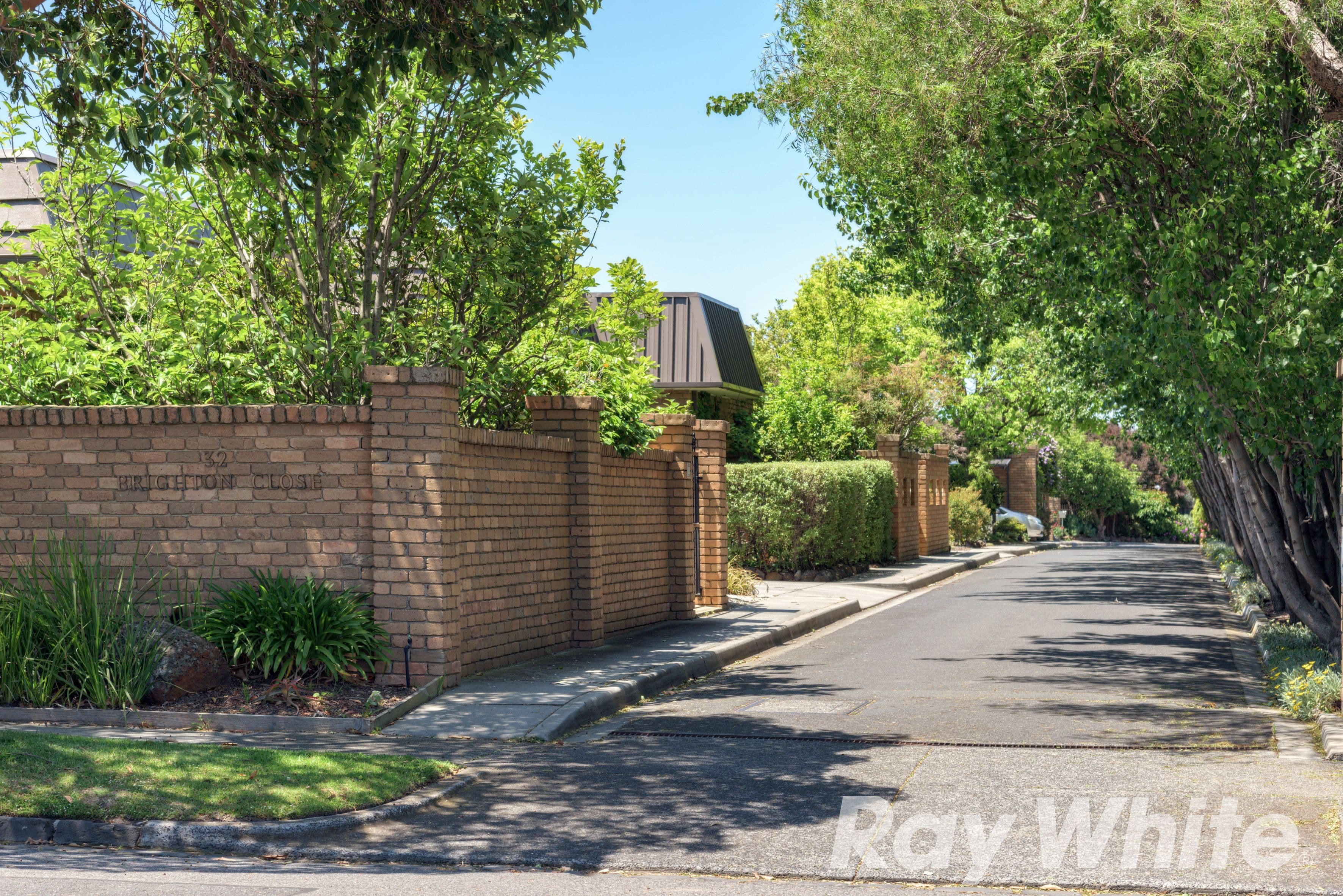32 New Street, Hampton VIC 3188, Hampton - Thumbnail 2