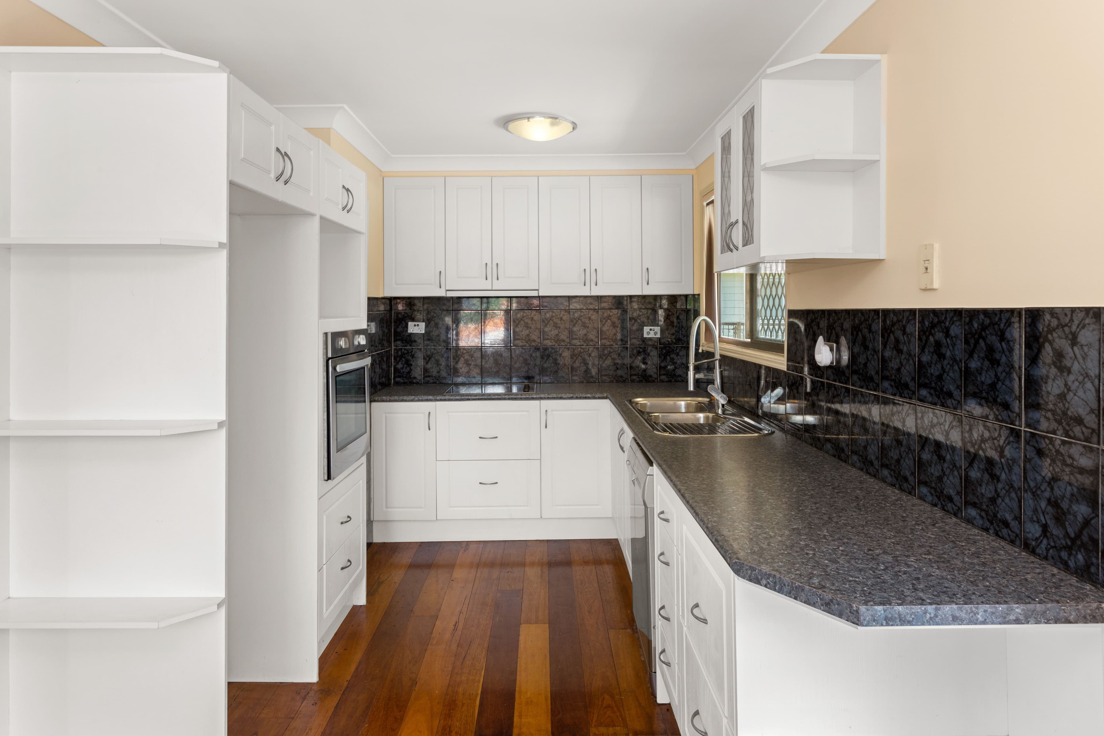 8 Shane Street, Shailer Park QLD 4128, Shailer Park - Thumbnail 6