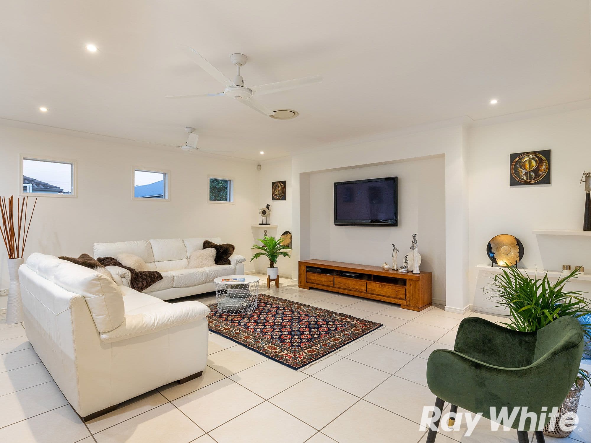 19 Darlington Close, Carseldine QLD 4034, Carseldine - Thumbnail 4