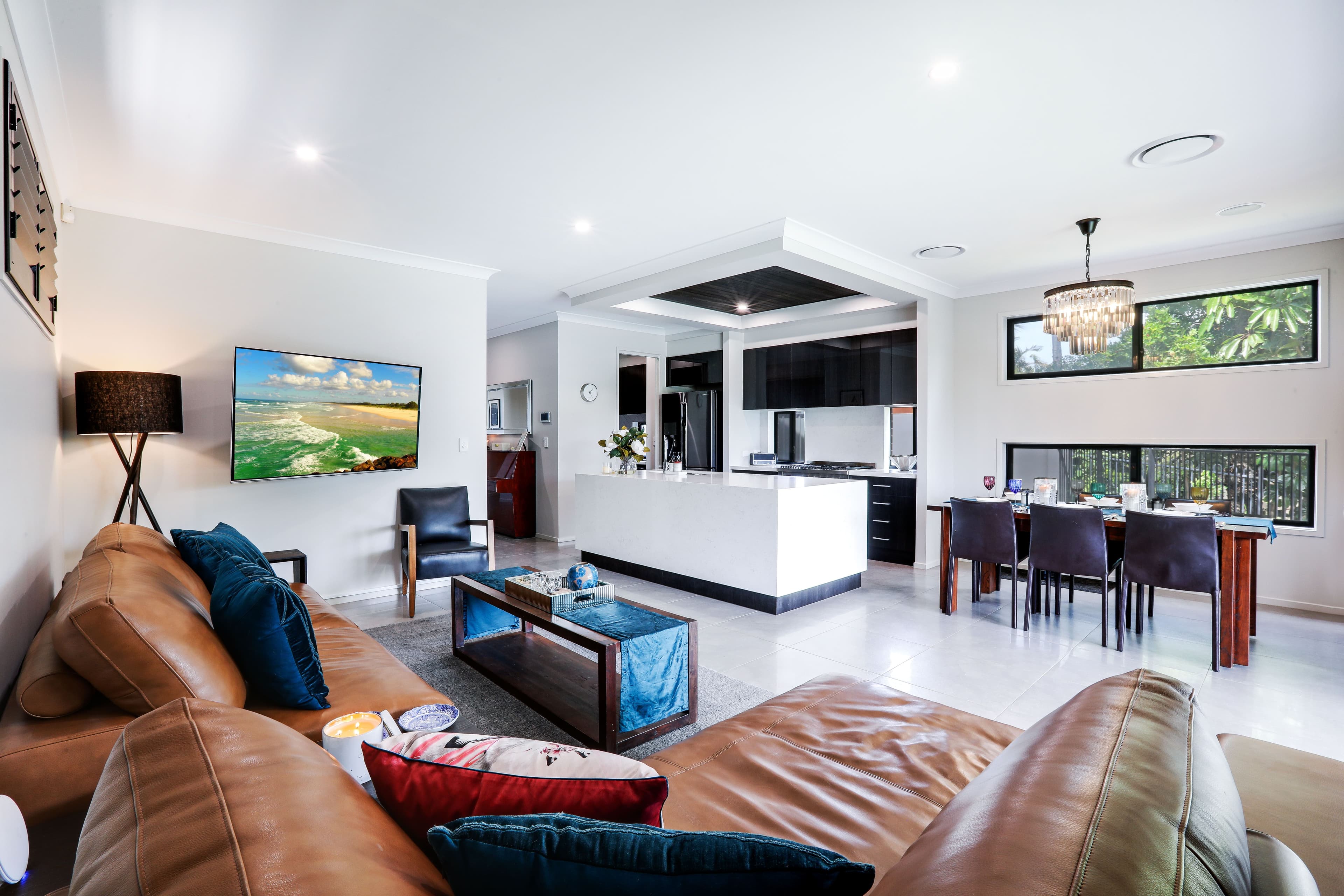 64 Rapallo Avenue, Isle Of Capri QLD 4217, Isle Of Capri - Thumbnail 3