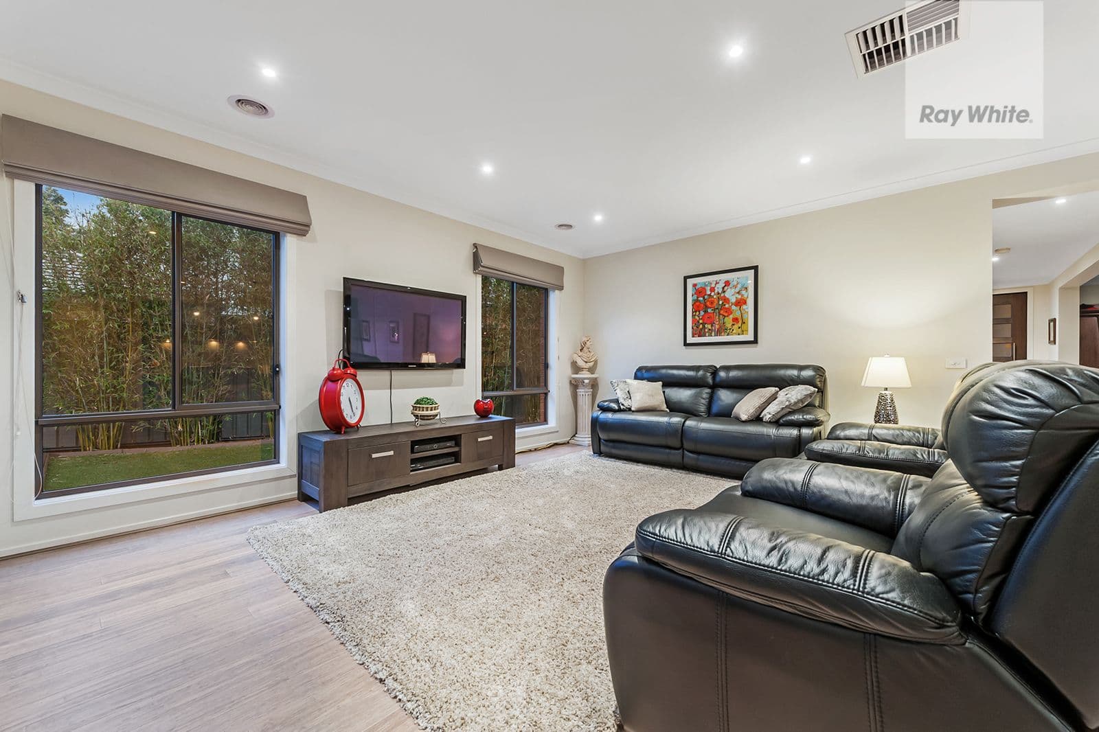 15 Eveline Street, Craigieburn VIC 3064, Craigieburn - Thumbnail 4