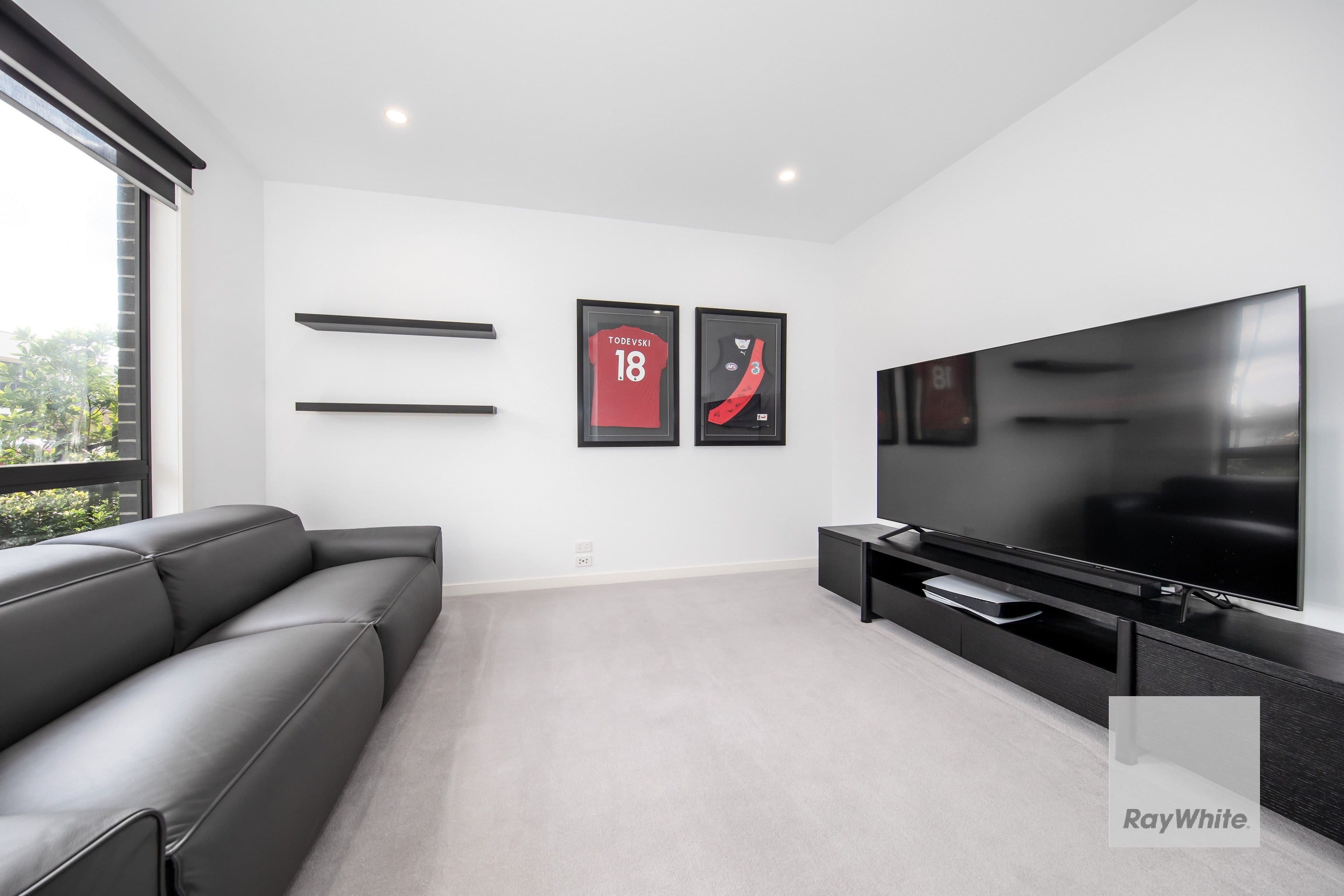 43 Wireless Drive, AINTREE VIC 3336, Aintree - Thumbnail 2