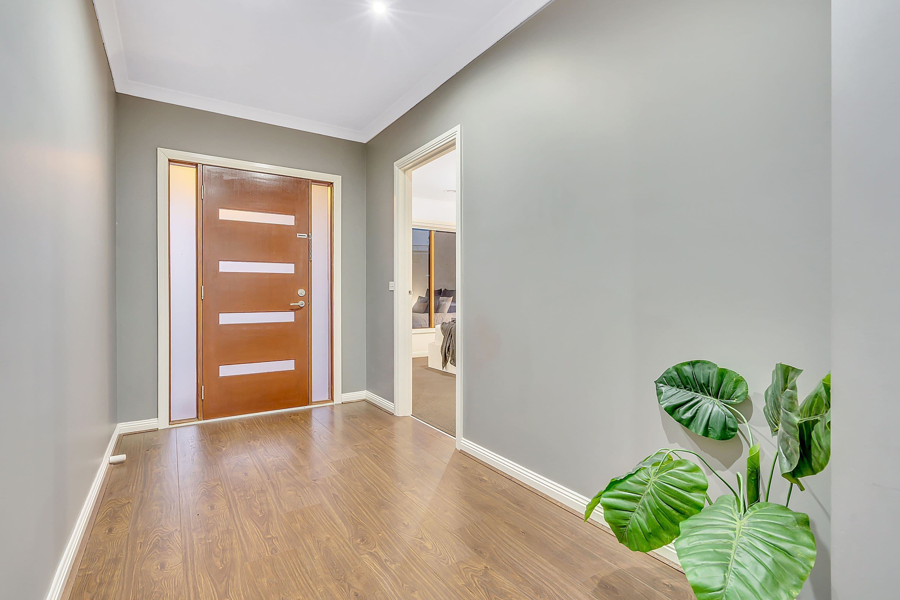 10 Rainham Avenue, Craigieburn VIC 3064, Craigieburn - Thumbnail 3