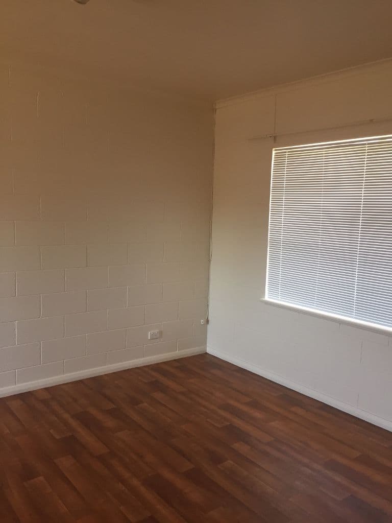2/8 Eringa Avenue, Loxton SA 5333, Loxton - Thumbnail 3