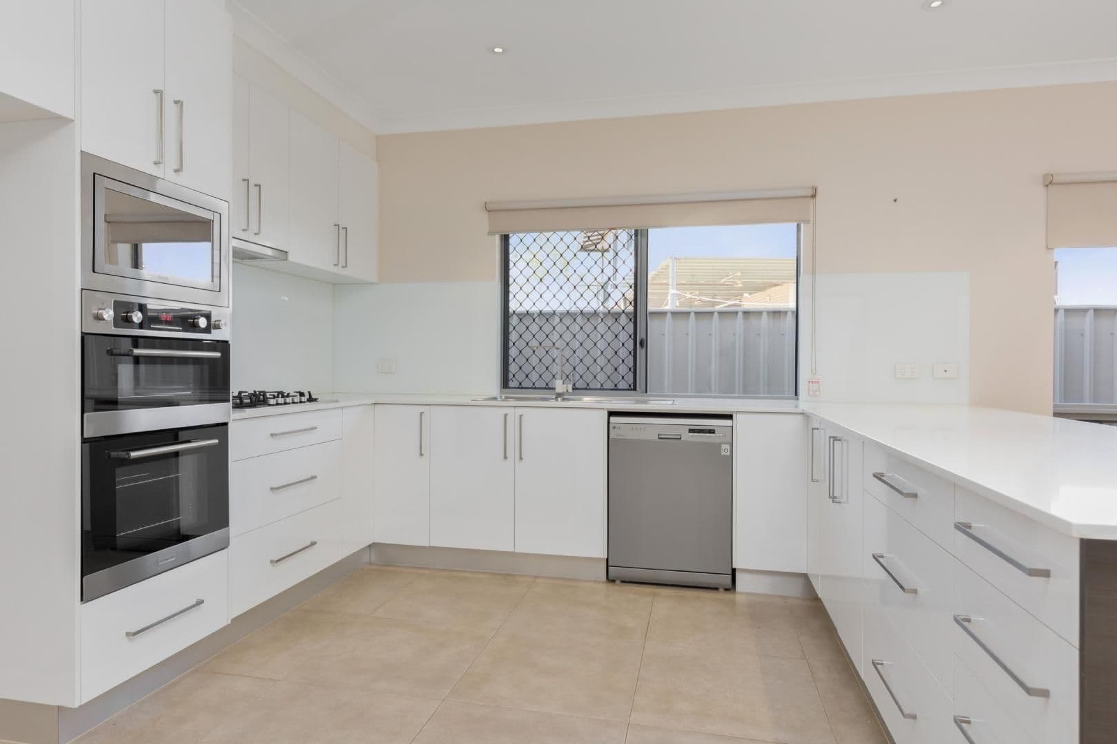 24 Freeman Street, Johnston NT 0832, Johnston - Thumbnail 5