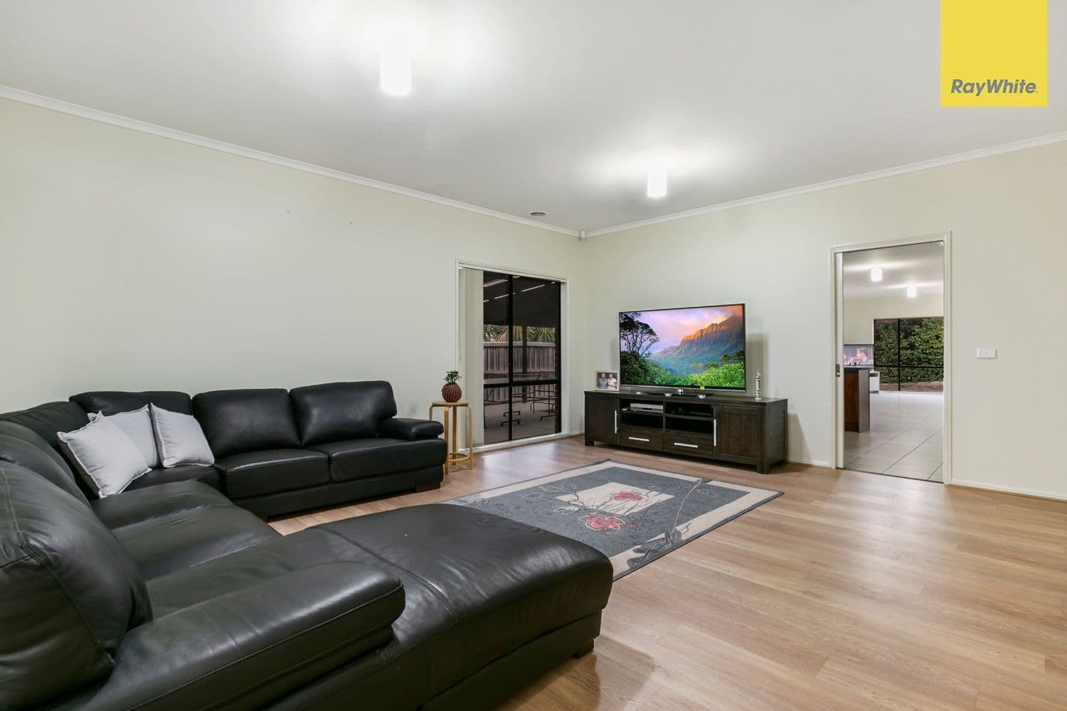 12 Oconnell Street, Berwick VIC 3806, Berwick - Thumbnail 3