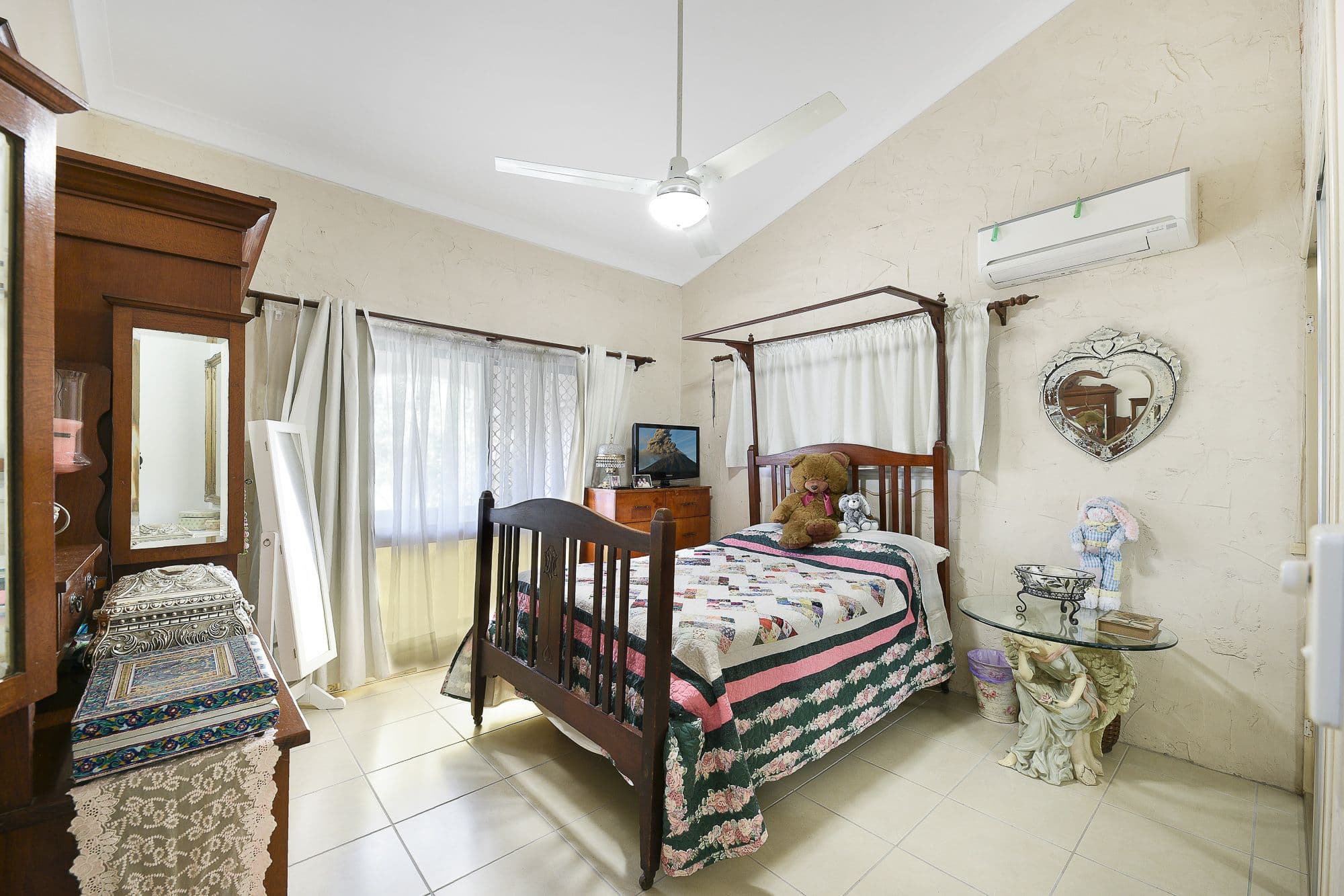10 Cunningham Crescent, Nambour QLD 4560, Nambour - Thumbnail 4