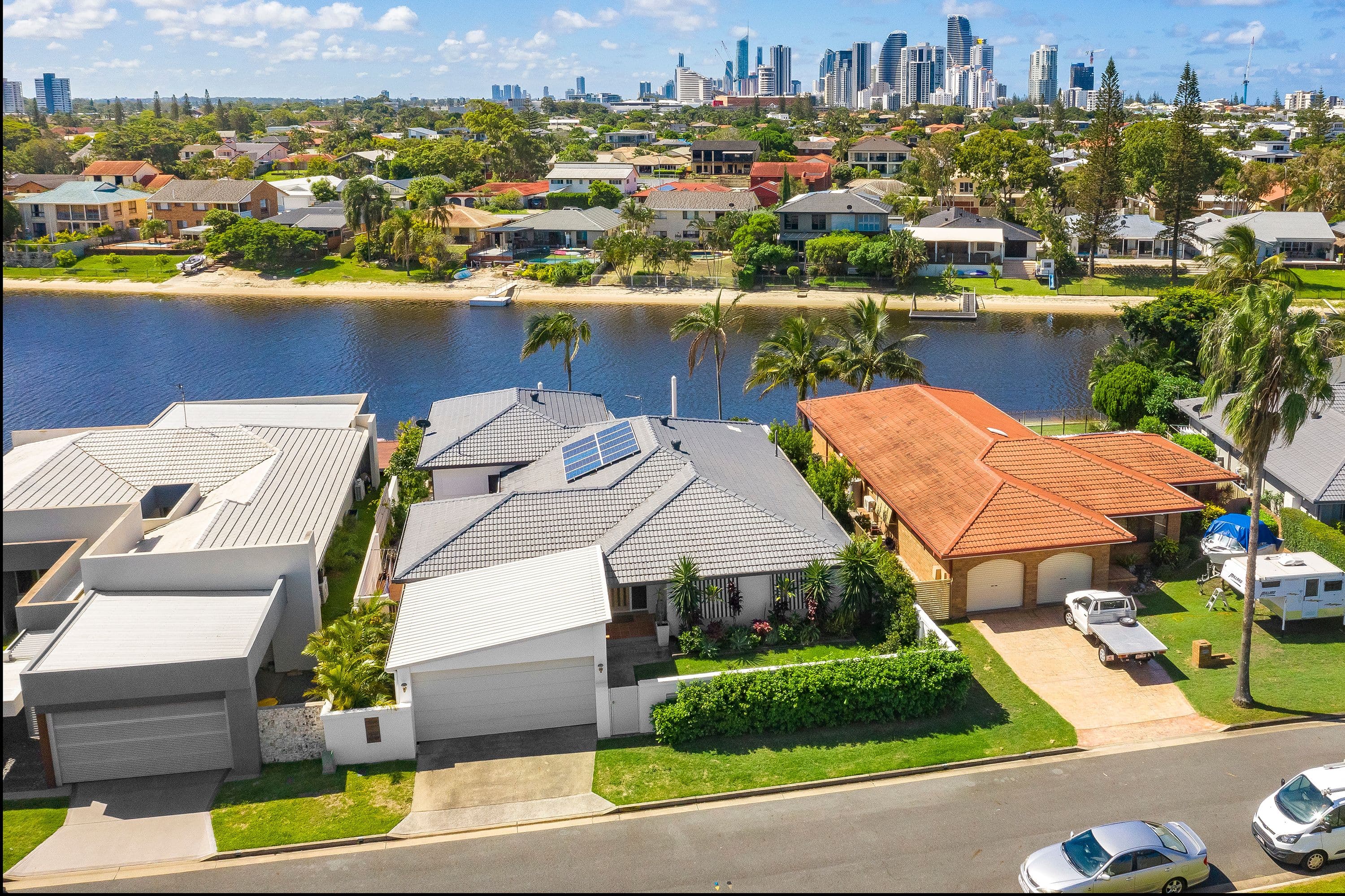 14 Weatherly Avenue, Mermaid Waters QLD 4218, Mermaid Waters - Image 1