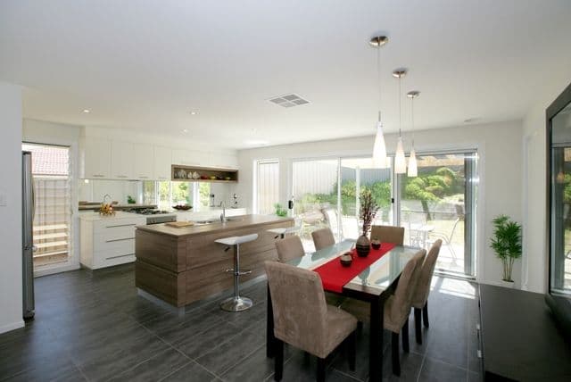 2 Larra Place, Bourkelands - Image 1