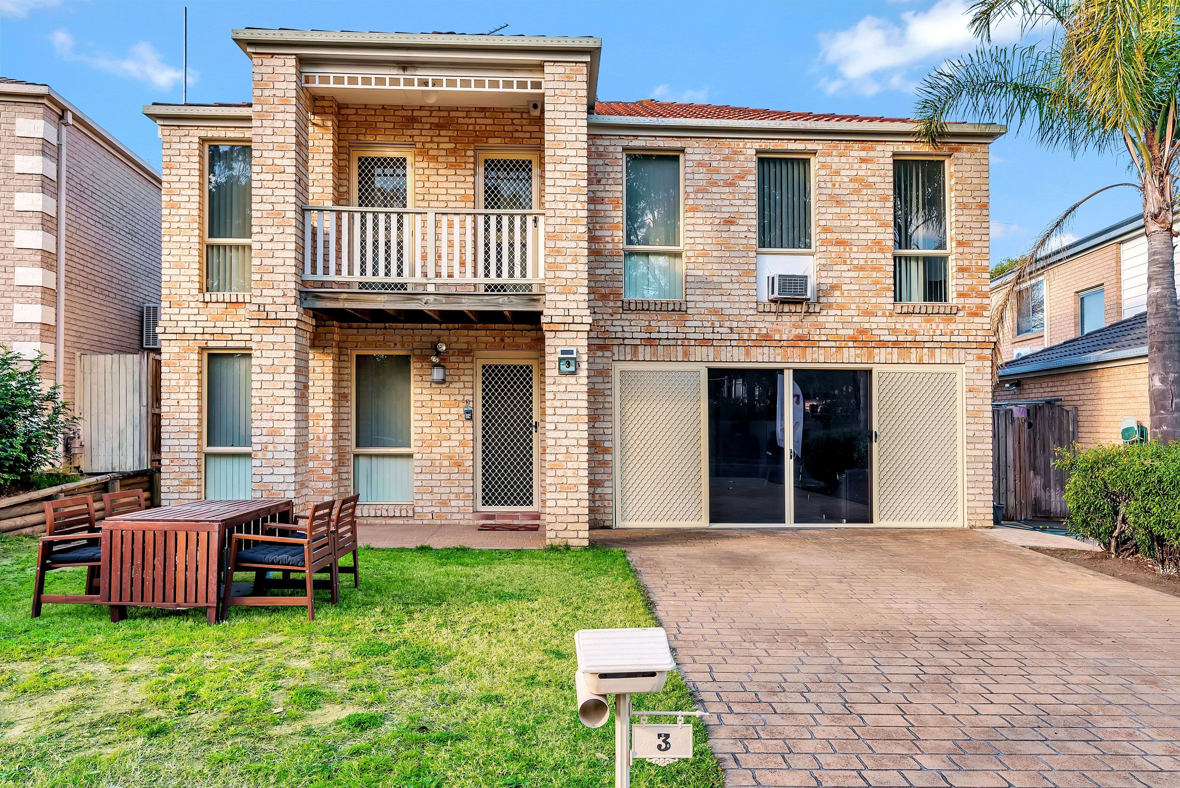 3 Rabett Crescent, Horningsea Park - Image 1