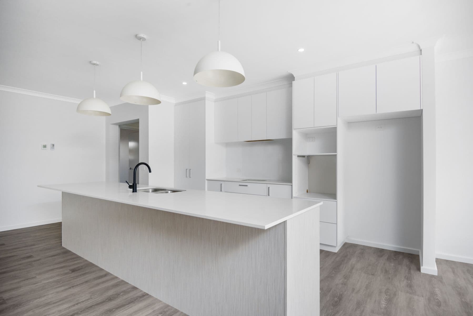 28 Roscommon Avenue, Alfredton VIC 3350, Alfredton - Thumbnail 2